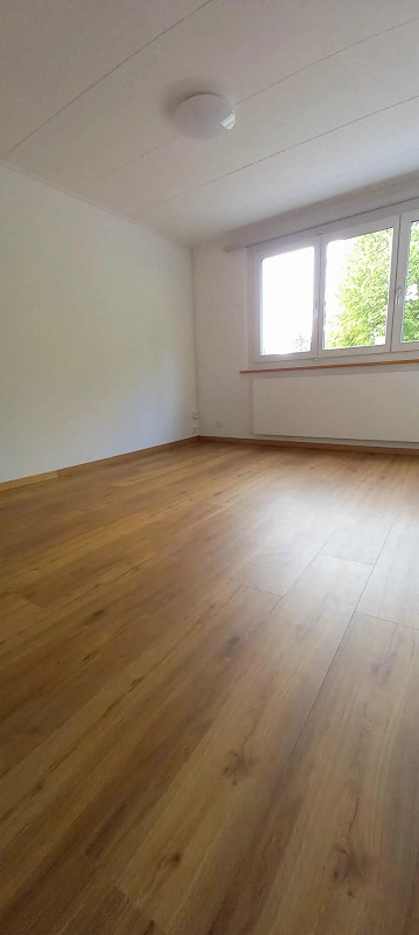 3.5-room apartment in the green - including outdoor parking space - Photo 5 of 6