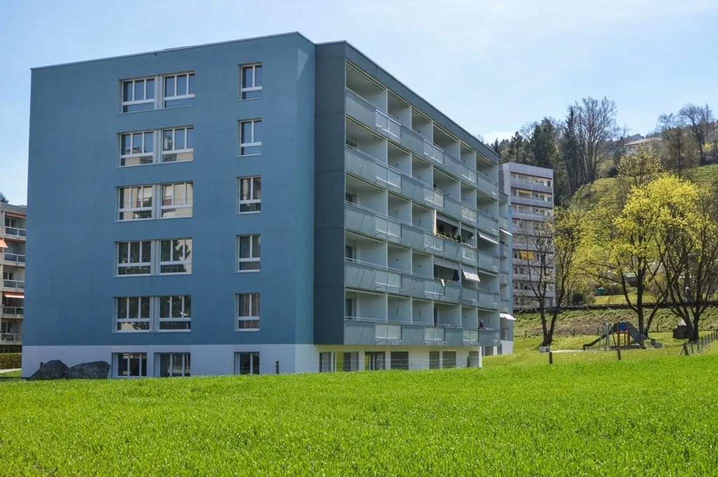 Helle Wohnung mit Bergsicht - Foto 2 von 8