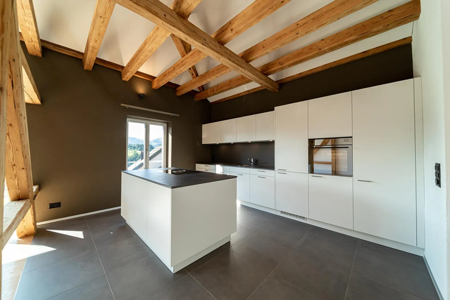 Modernes Apartment mit Dachkuppel - Foto 3 von 7