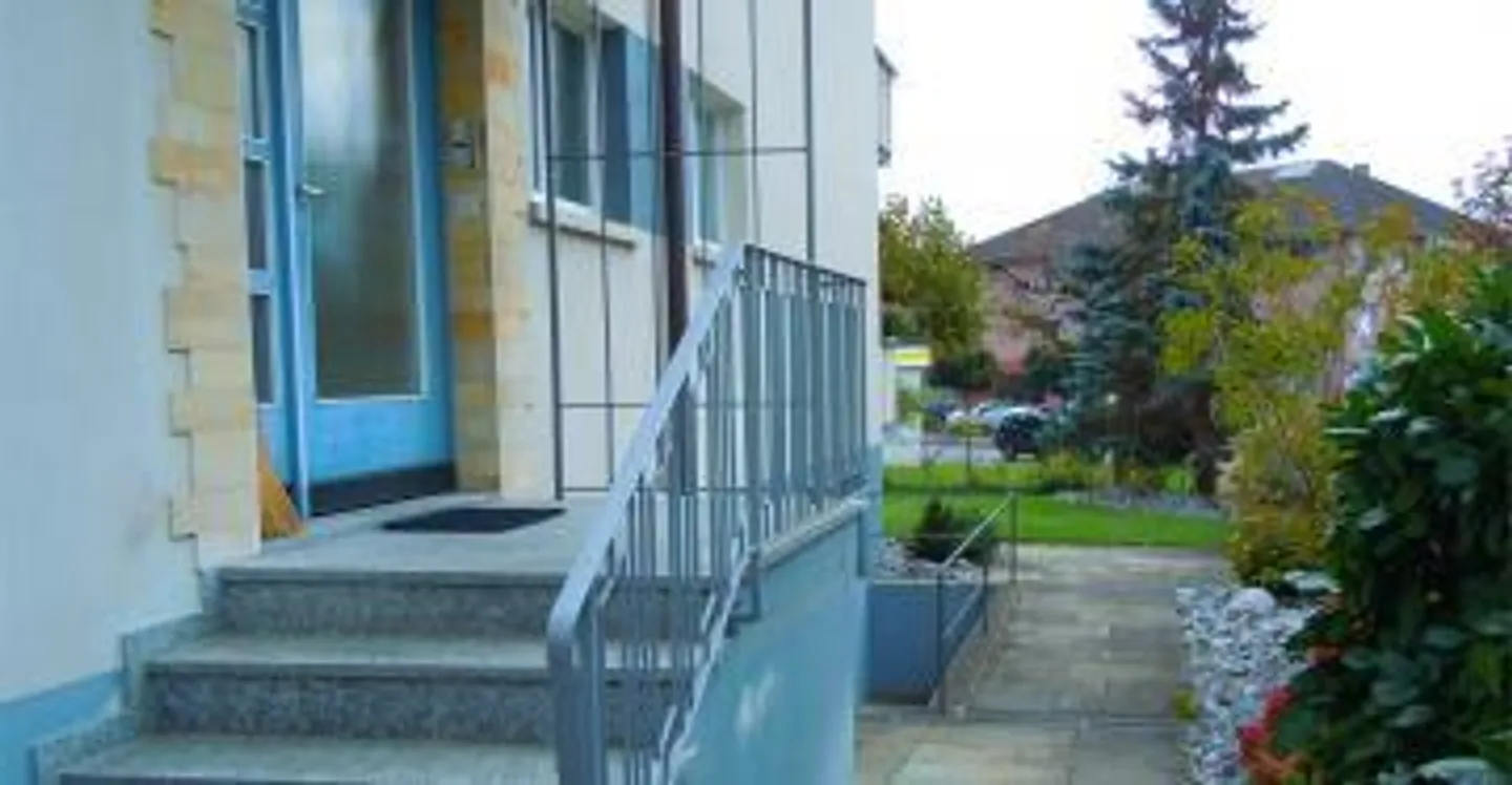 Renovierte Wohnung in Hünibach - Foto 1 von 7