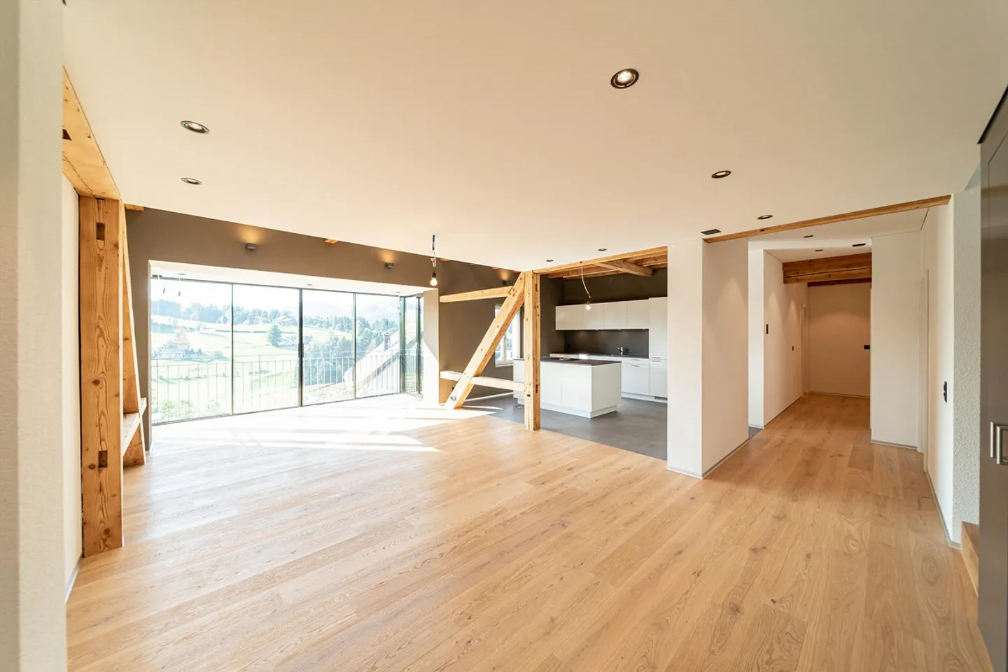 Modernes Apartment mit Dachkuppel - Foto 4 von 7