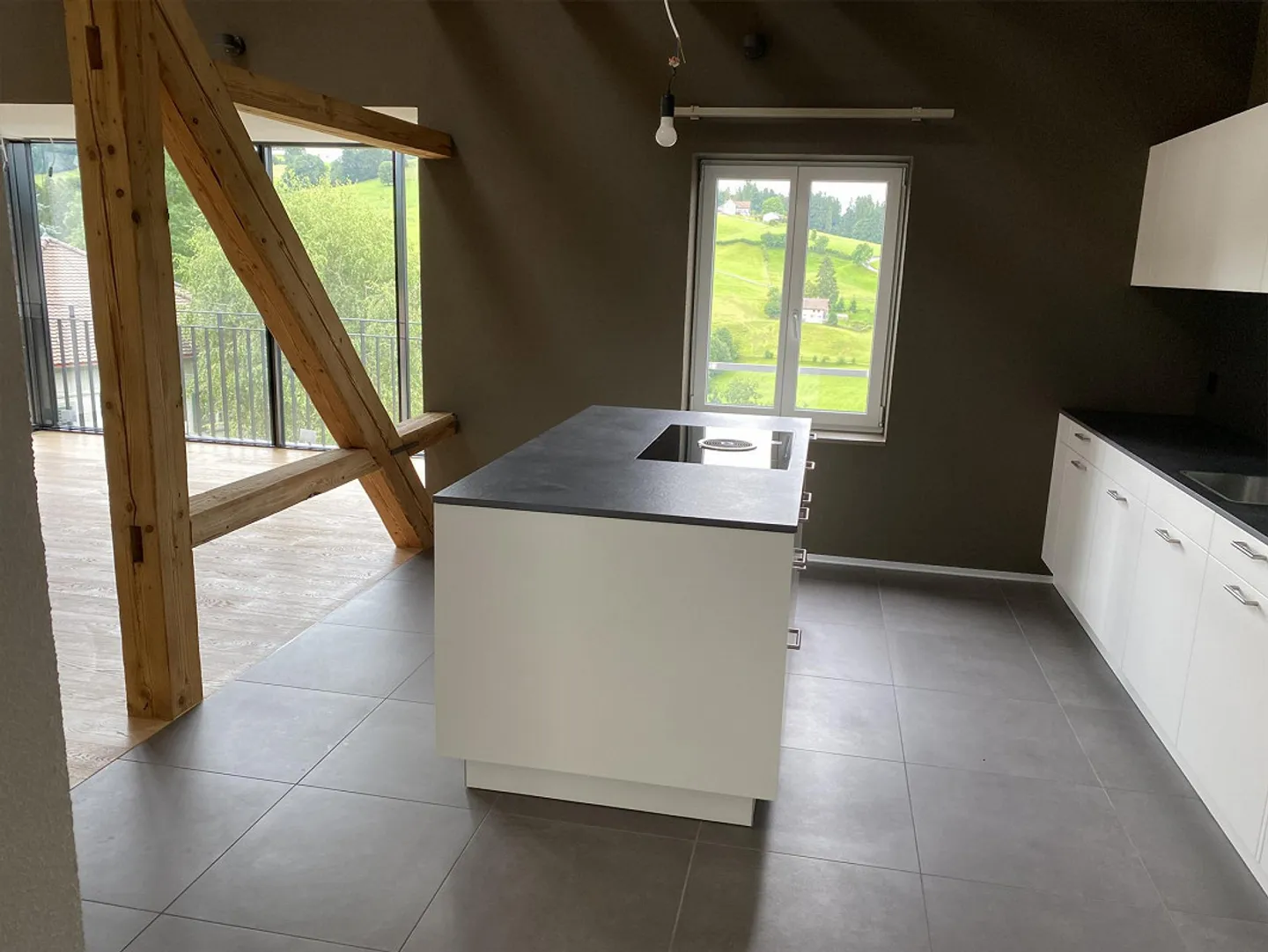 Modernes Apartment mit Dachkuppel - Foto 6 von 7