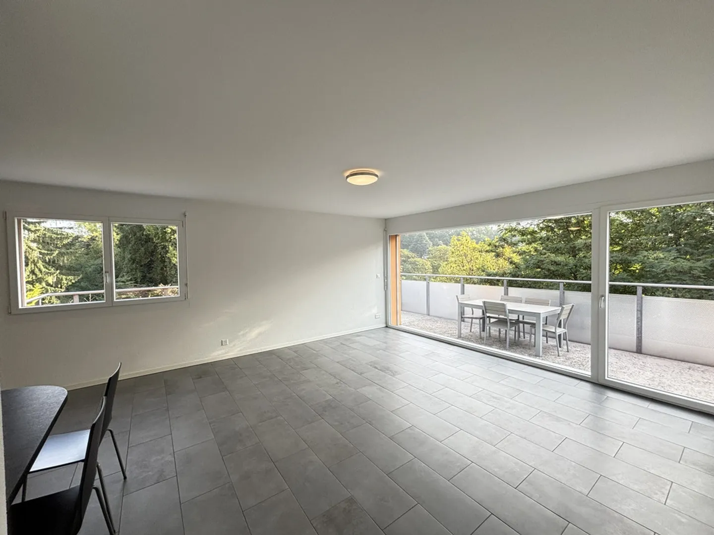 Bel appartement lumineux de 2,5 pièces à Chavannes-près-Renens - Photo 2 sur 10