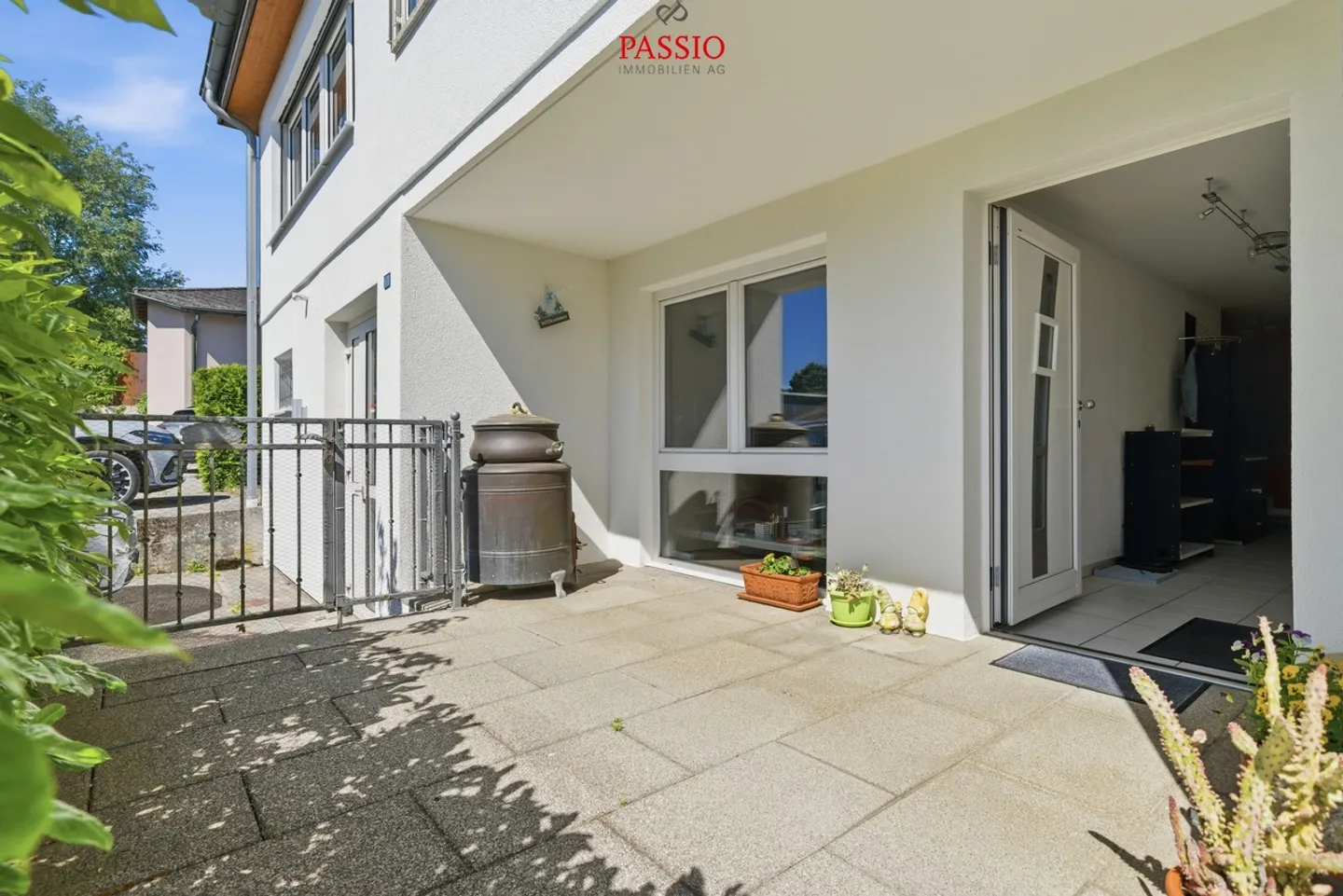 Charming Family Home with Garden - Photo 39 of 45