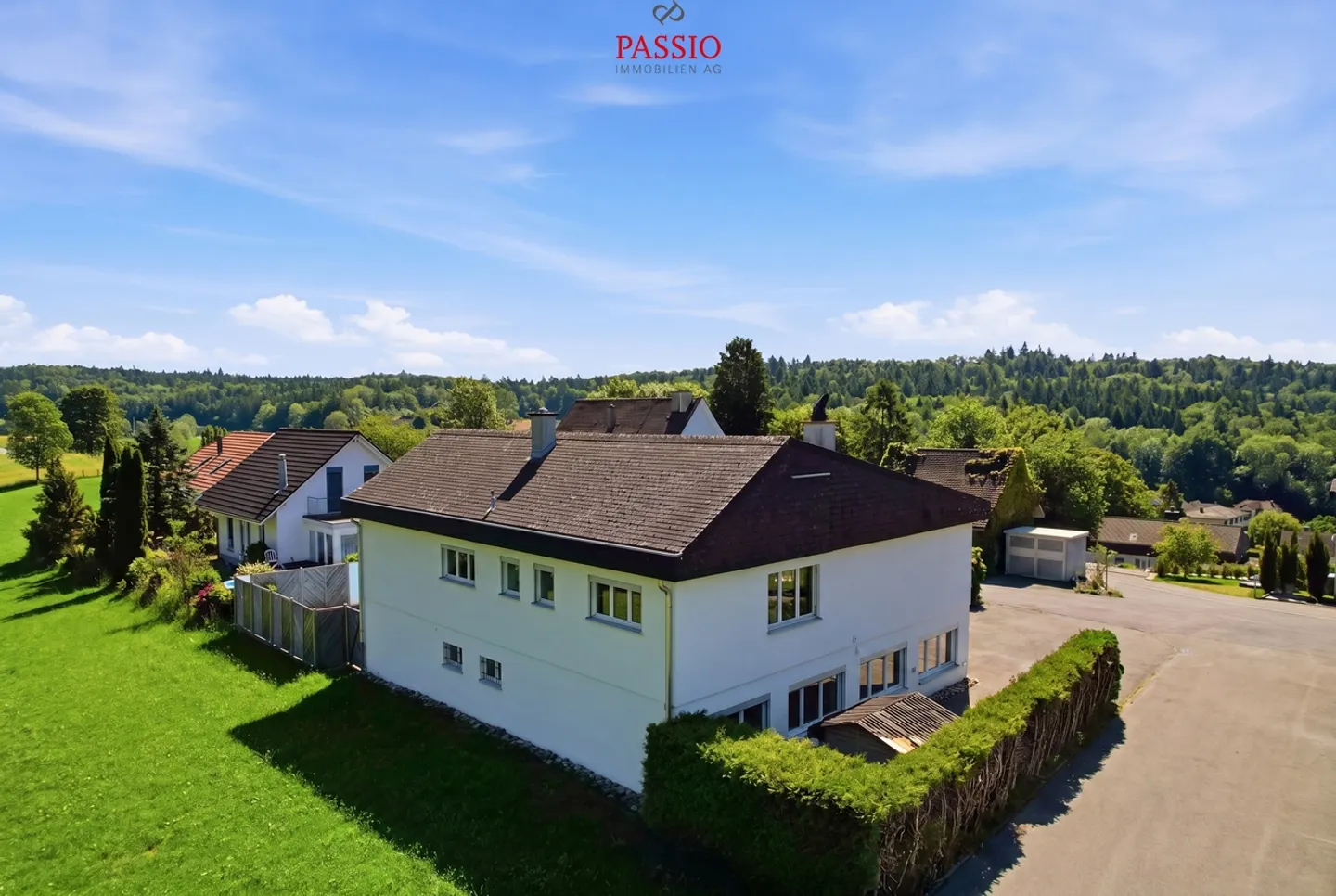 Charming Family Home with Garden - Photo 43 of 45
