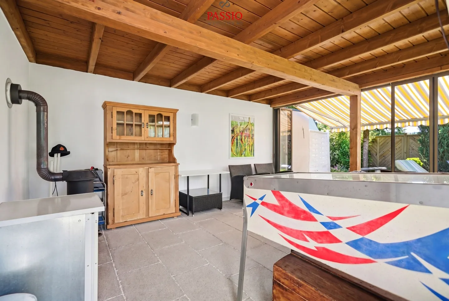 Charming Family Home with Garden - Photo 31 of 45