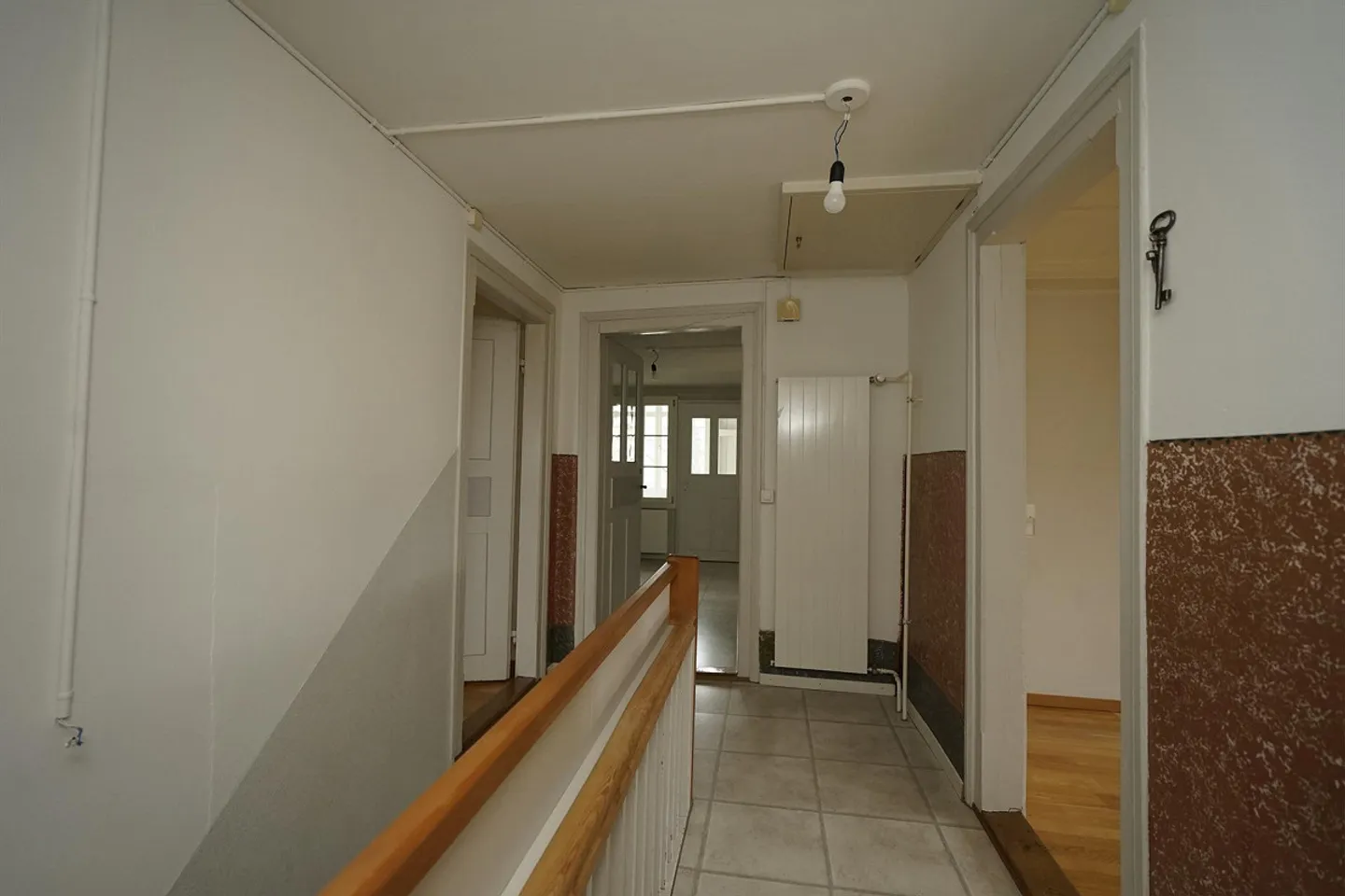 Renovated Art Nouveau Apartment on the 2nd Floor - Photo 9 of 13