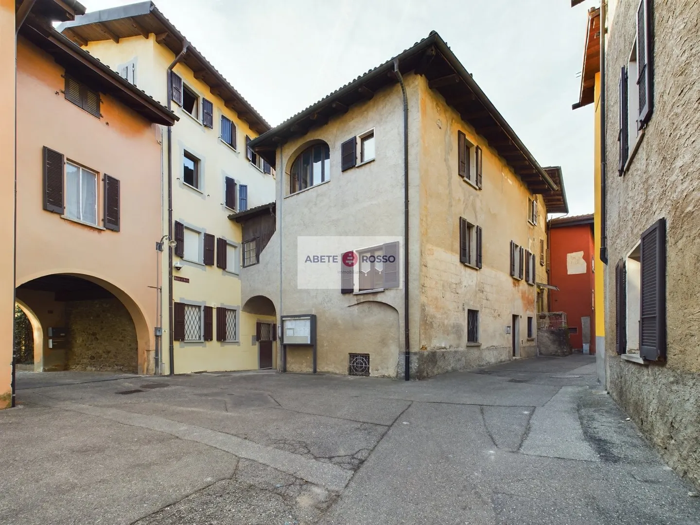 Il fascino della casa ticinese nel cuore di Lugano - Foto 13 di 18