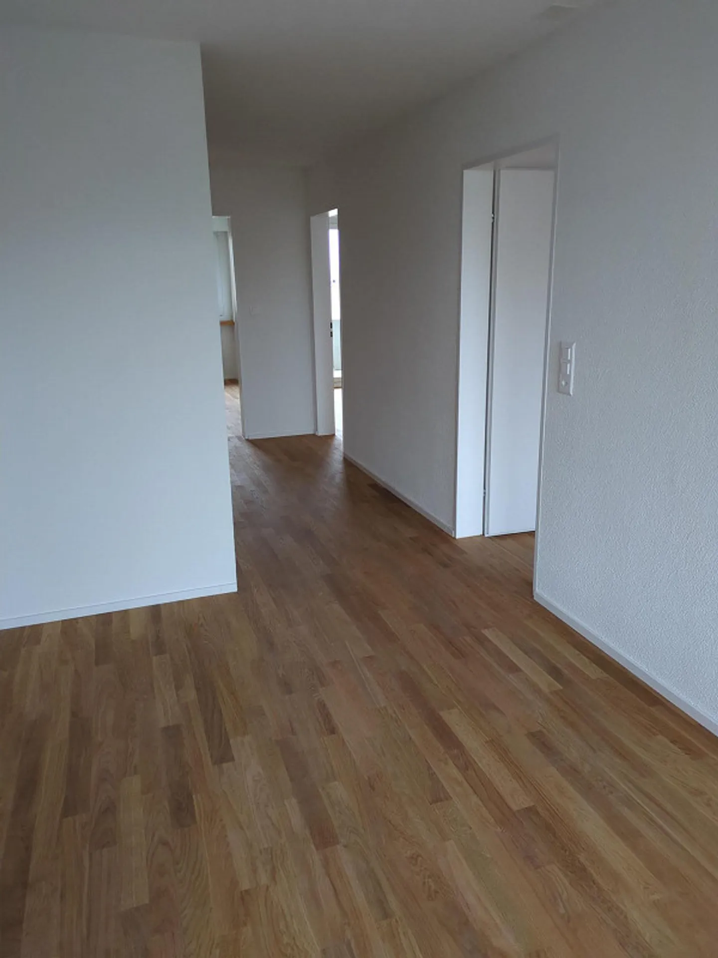 4.5 Zimmer Familienwohnung - Foto 3 von 11