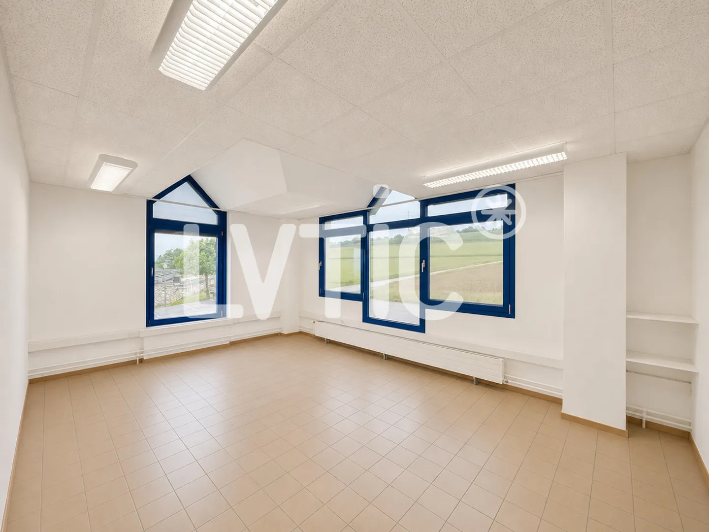 Geräumige Industriehalle zu Vermieten - Foto 10 von 13