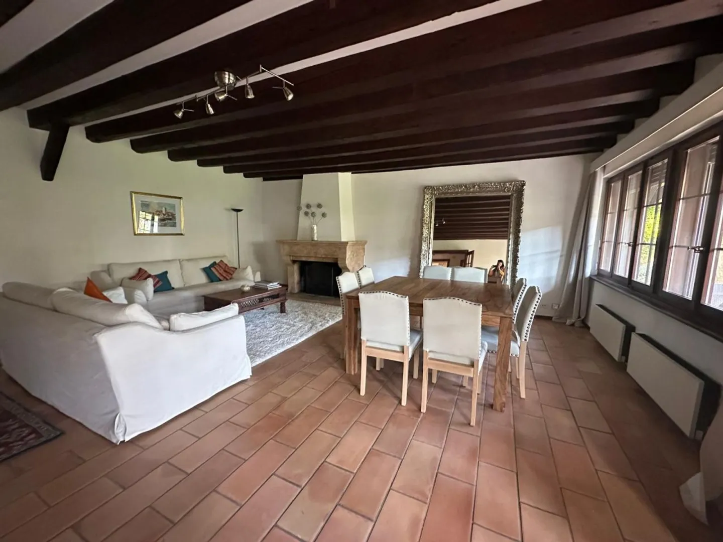 Prächtiges Einfamilienhaus / 5 Schlafzimmer / 3 Badezimmer / Garten - Foto 5 von 13