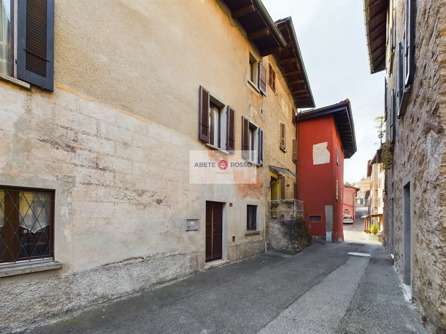 Il fascino della casa ticinese nel cuore di Lugano - Foto 16 di 18