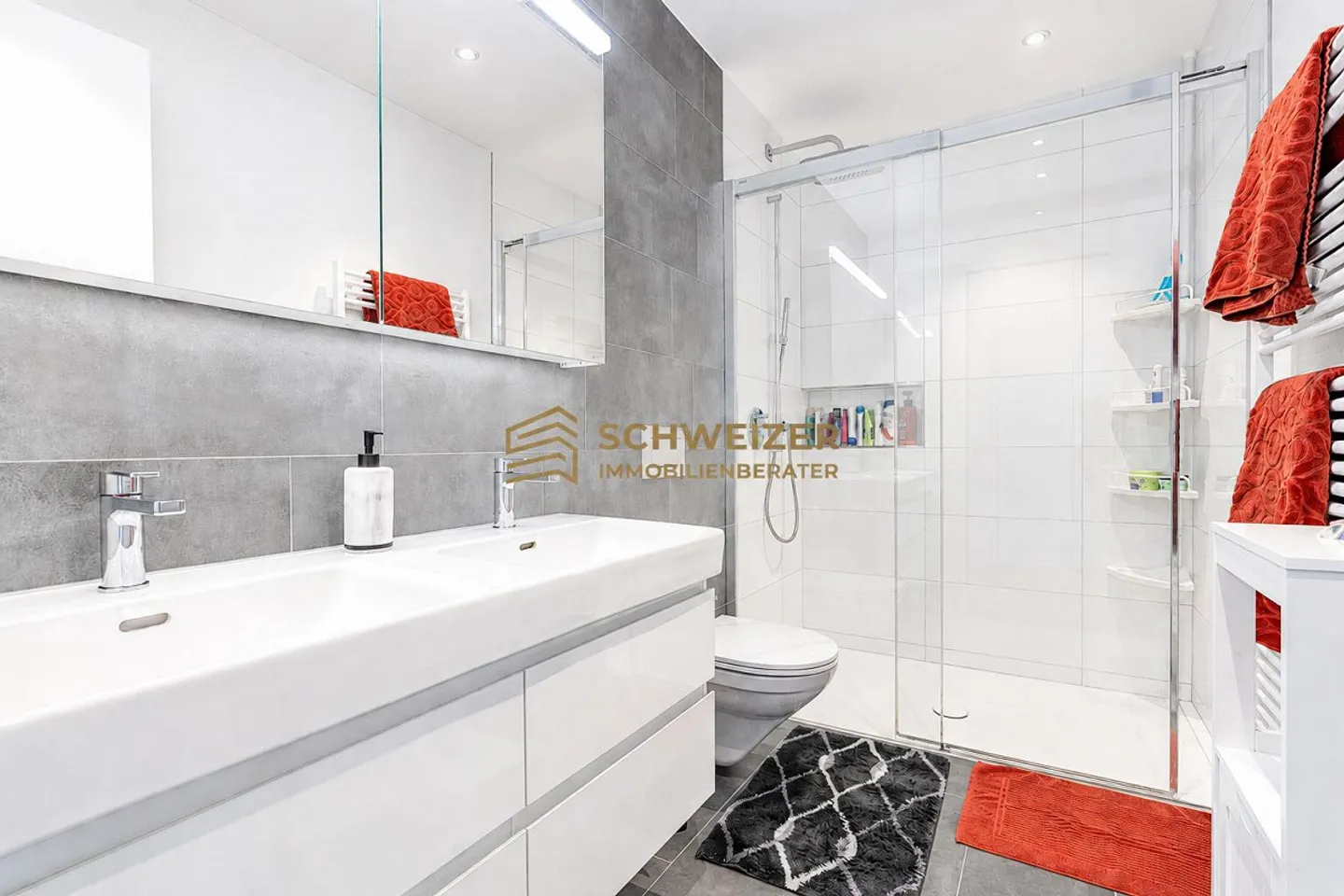 Where the Day Begins with a View – Living with Panoramic View - Photo 7 of 12