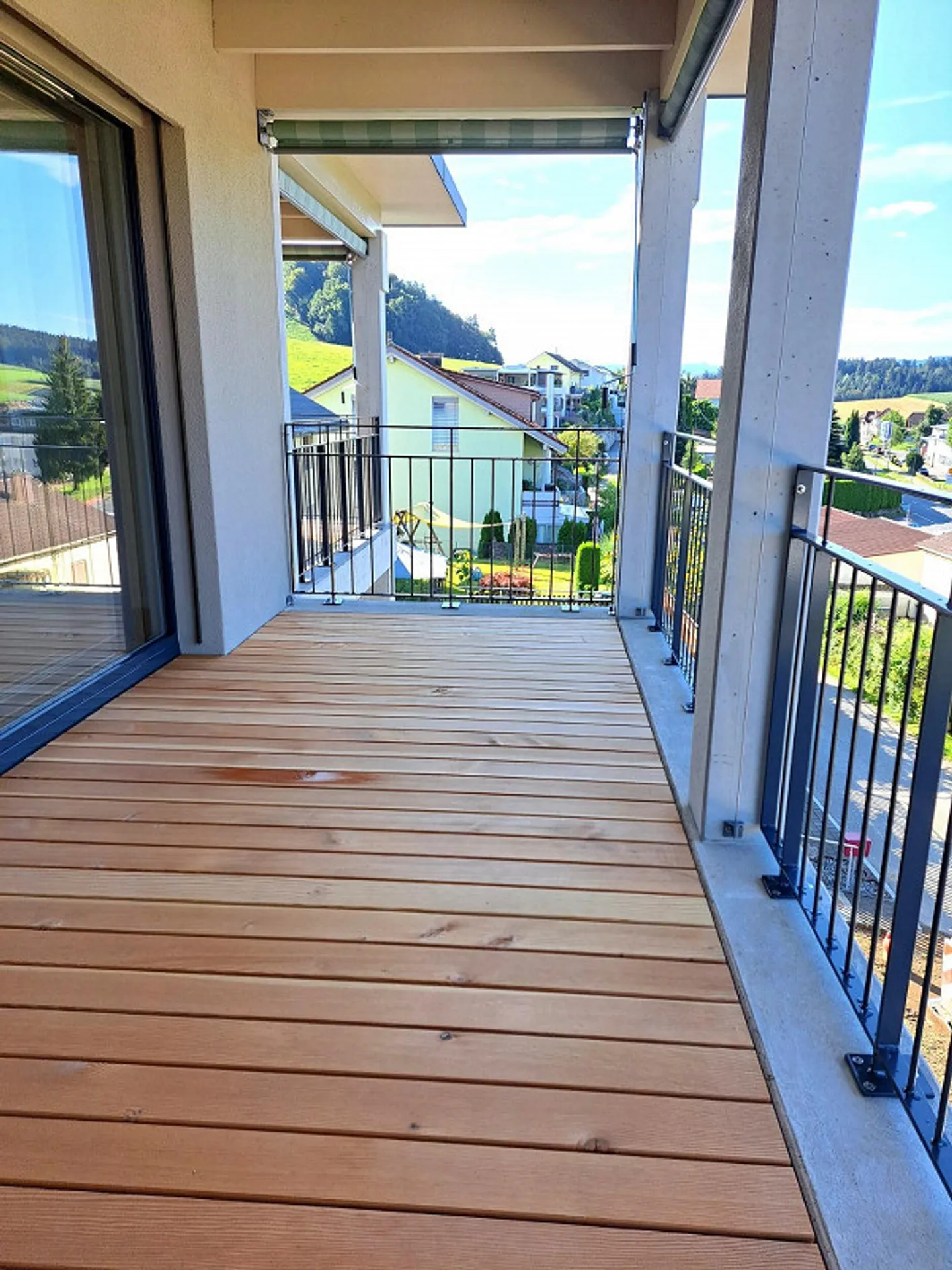 Modern 3.5 Room Penthouse with Panoramic View in Fischbach LU - Photo 3 of 10