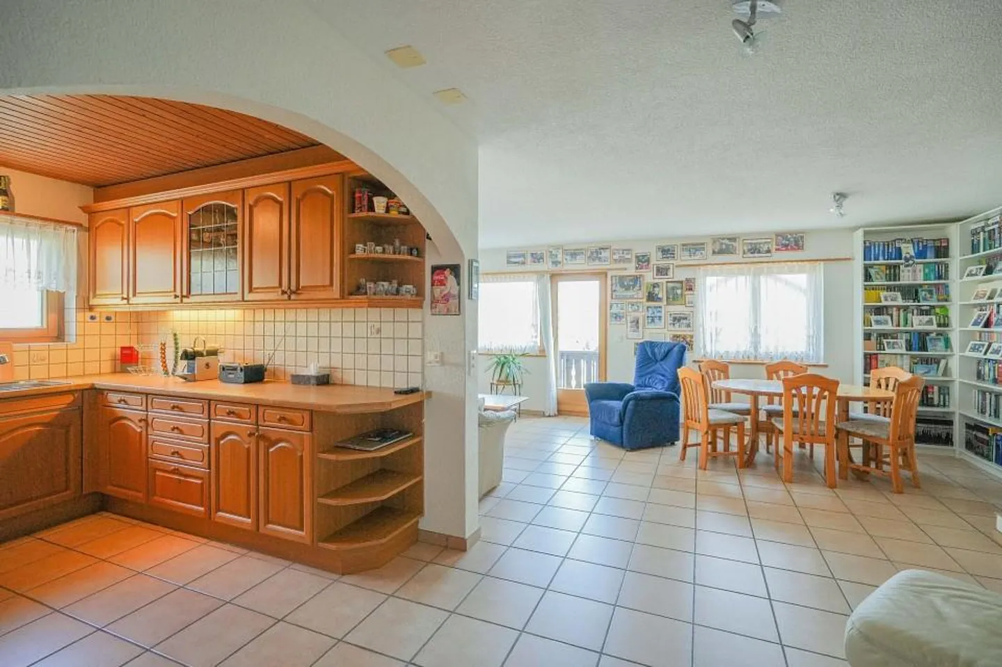 Multi-family house with 5 apartments - Photo 6 of 13