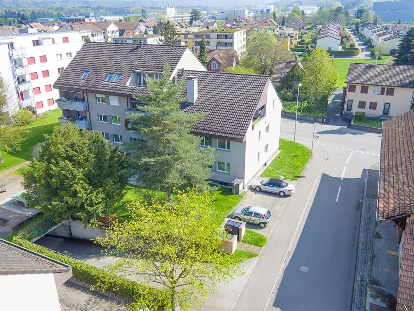 Helle Wohnung / Balkon mit Südausrichtung / 2 separate Nasszellen - Foto 1 von 7