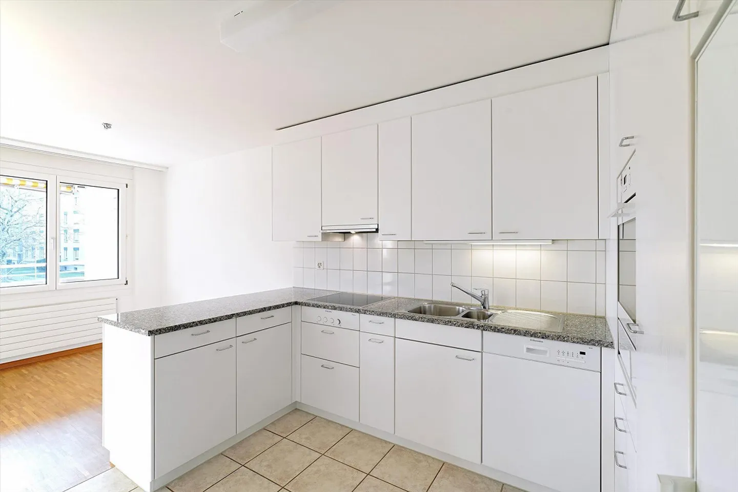 Geräumige 4.5-Zimmer-Wohnung - Foto 2 von 10