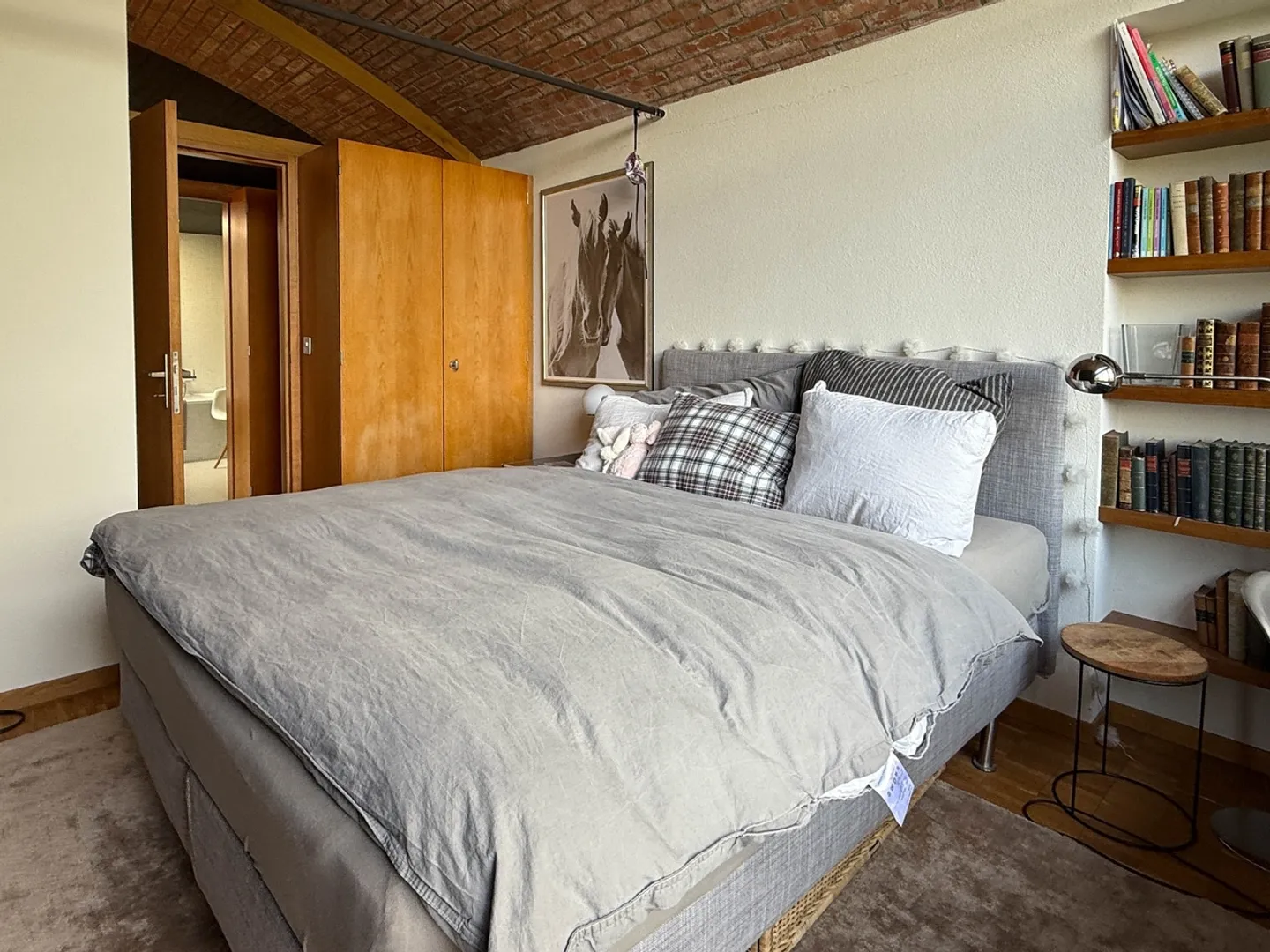 70s Architect Icon: Extravagant Loft Living on the Gold Coast - Photo 10 of 12