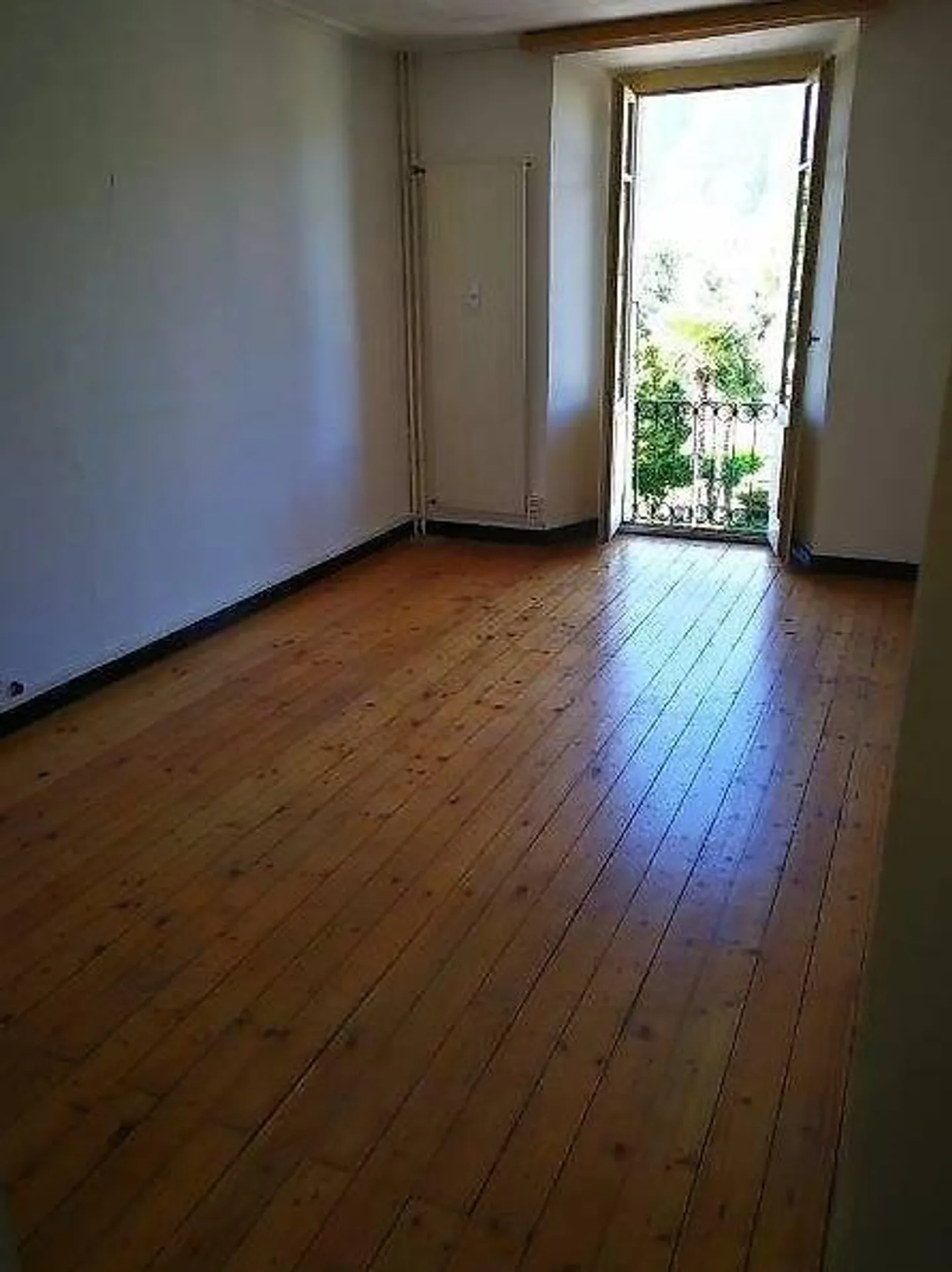 Appartement à louer - Photo 2 sur 5