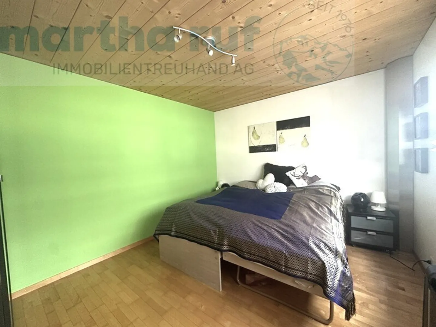 Geräumiges Doppelhaus mit Terrasse - Foto 9 von 14