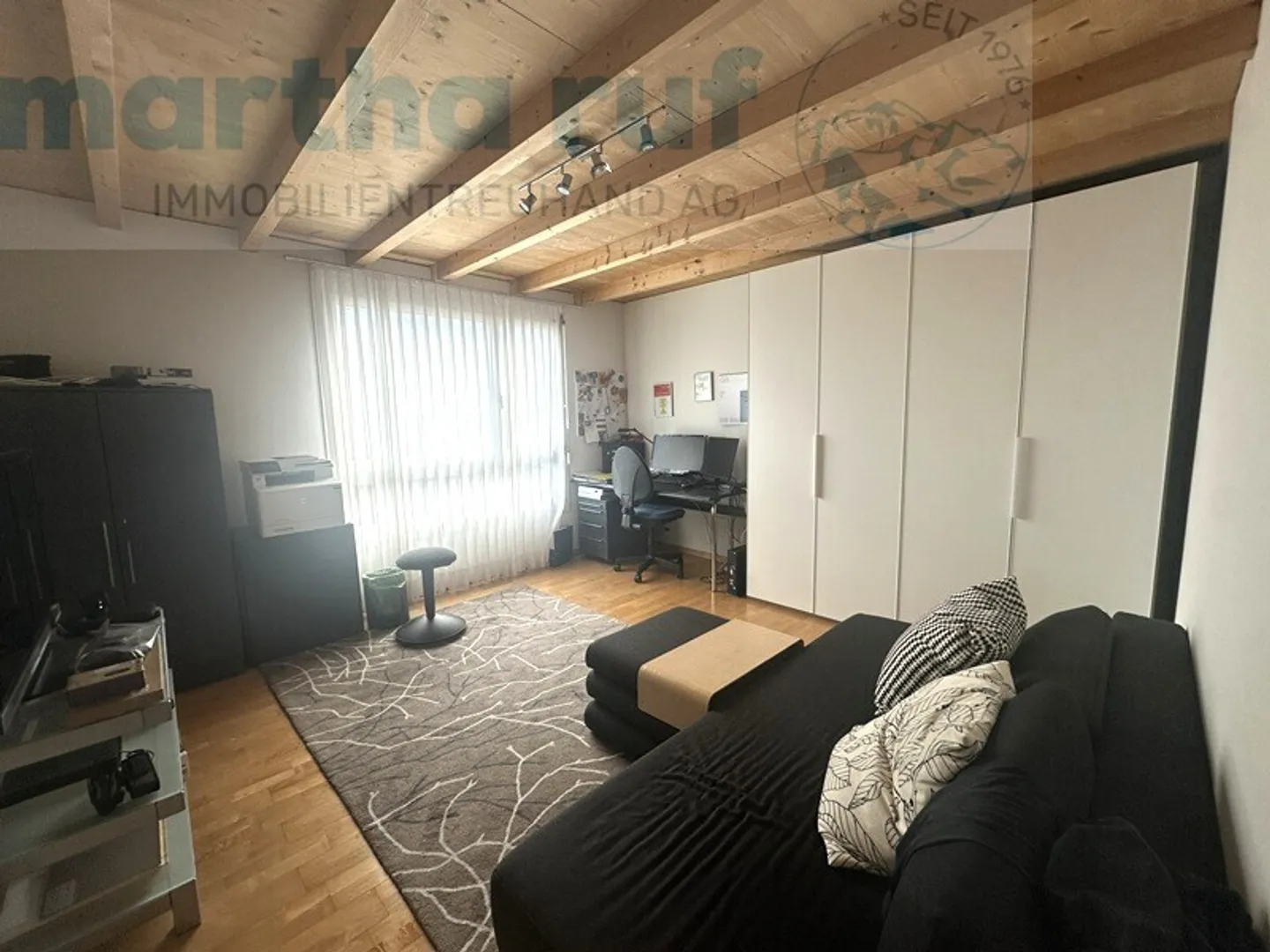 Geräumiges Doppelhaus mit Terrasse - Foto 10 von 14