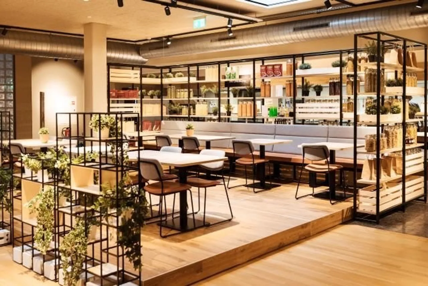 stündliche/tägliche Vermietung: Auditorium / VR Raum / Sitzungszimmer - Photo 9 of 11