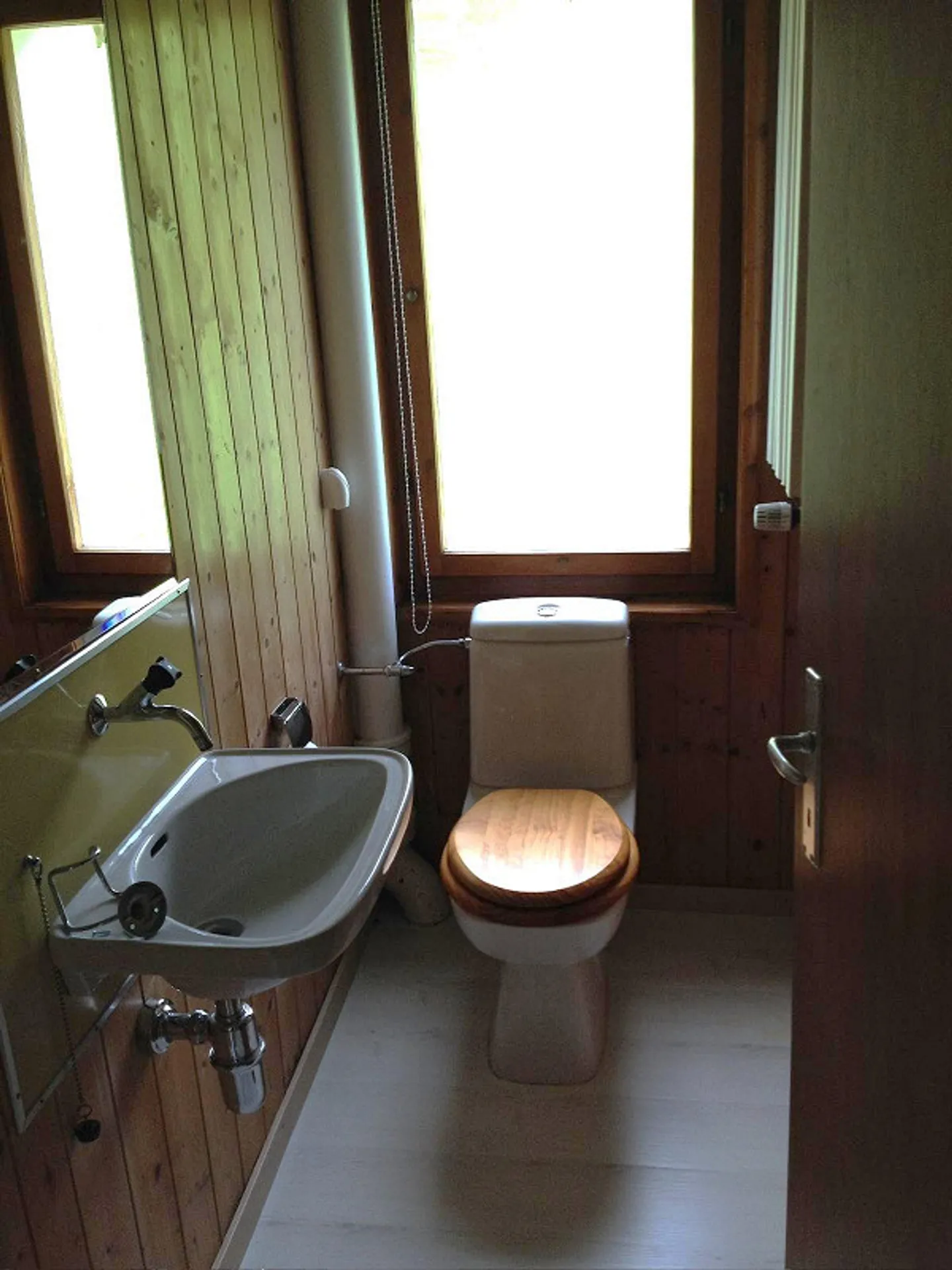 Sopra la nebbia, casa a Bauma - Foto 17 di 19