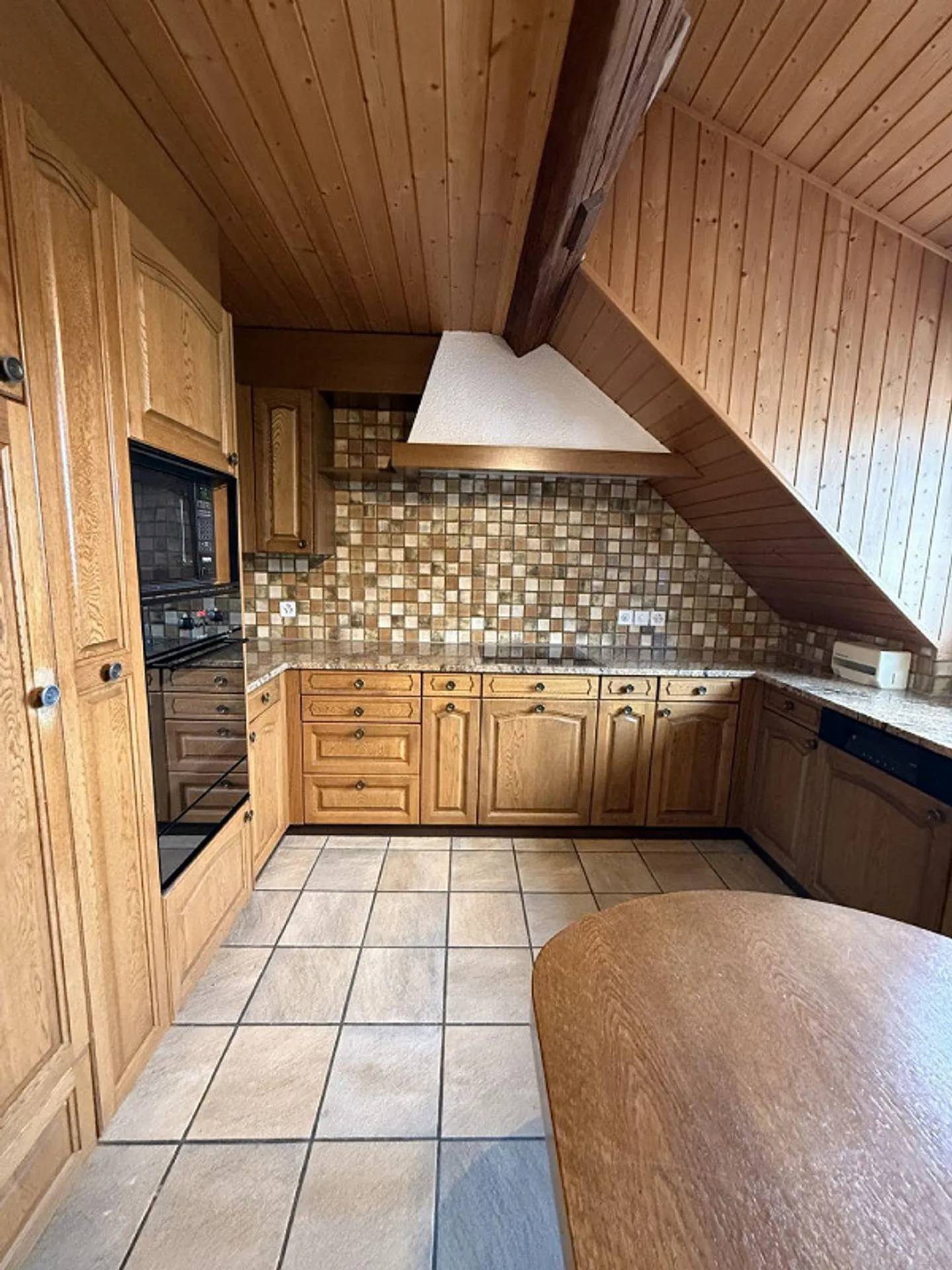 Charmantes 6.5-Zimmer Familienhaus - Foto 7 von 12