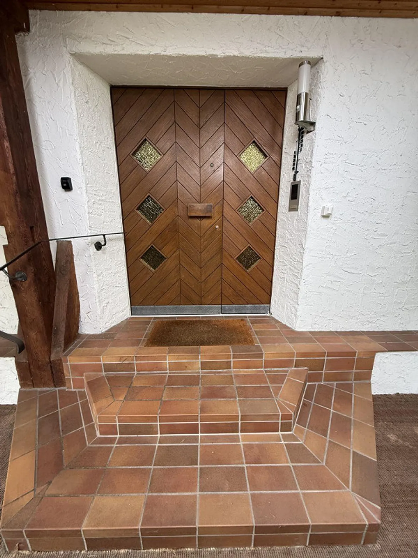 Charmantes 6.5-Zimmer Familienhaus - Foto 2 von 12