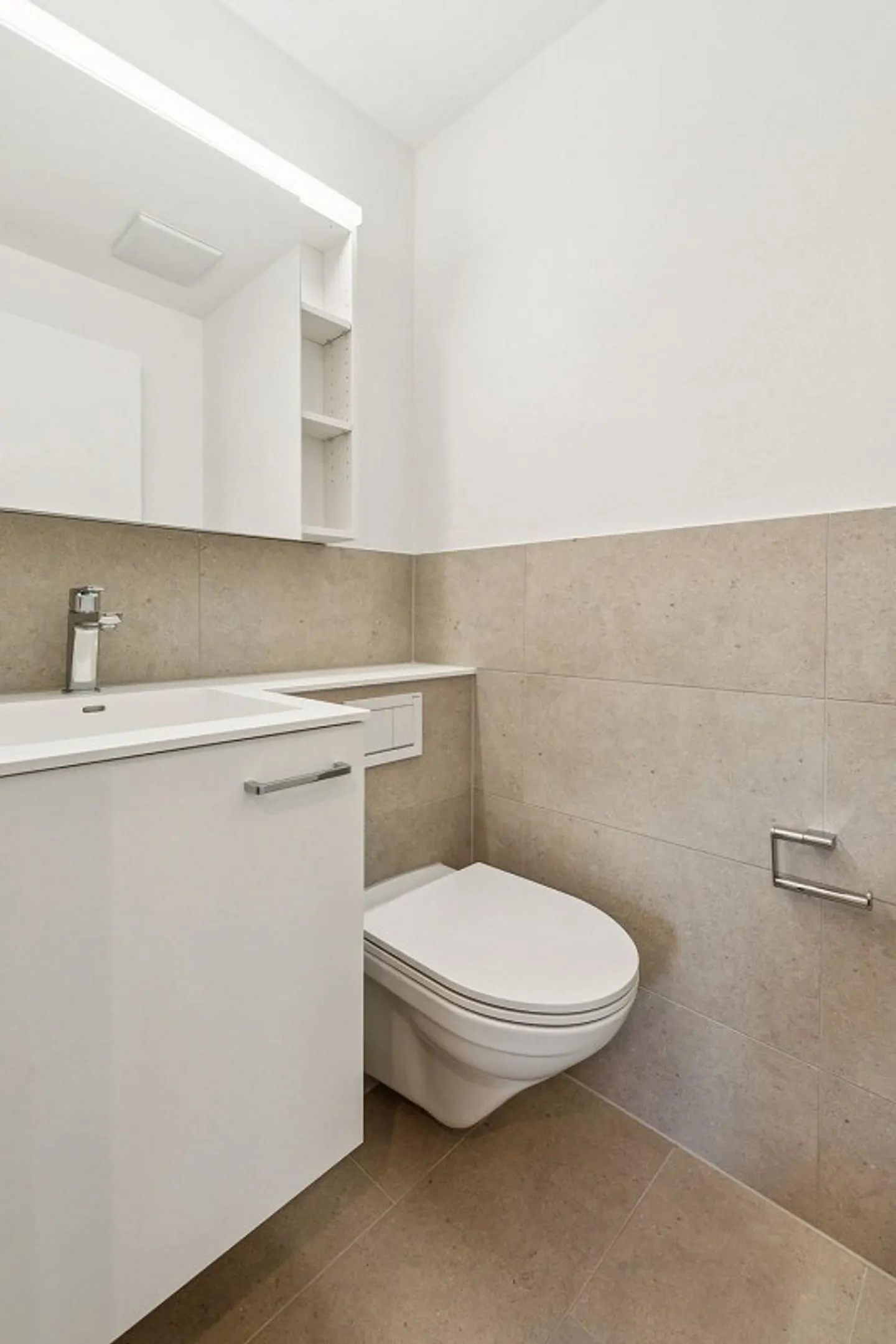 Appartement 4.5 pièces fraîchement rénové dans le meilleur emplacement à Pratteln - Photo 9 sur 10