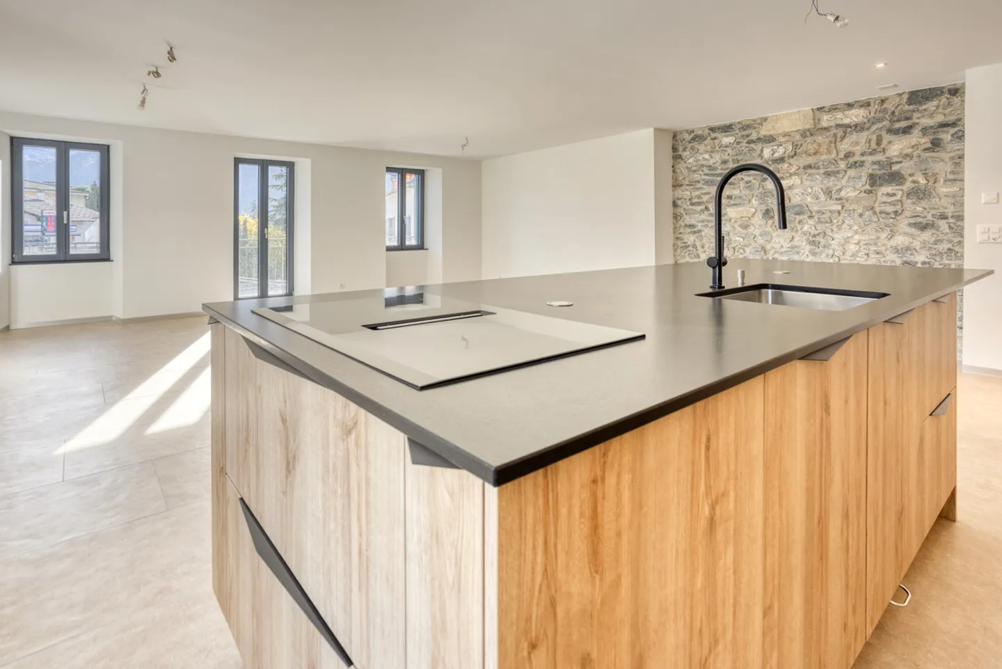 SPACIEUX ET LUMINEUX - Photo 5 sur 13