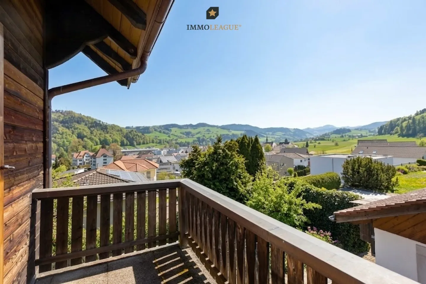Geräumiges Einfamilienhaus in der Natur - Foto 5 von 8