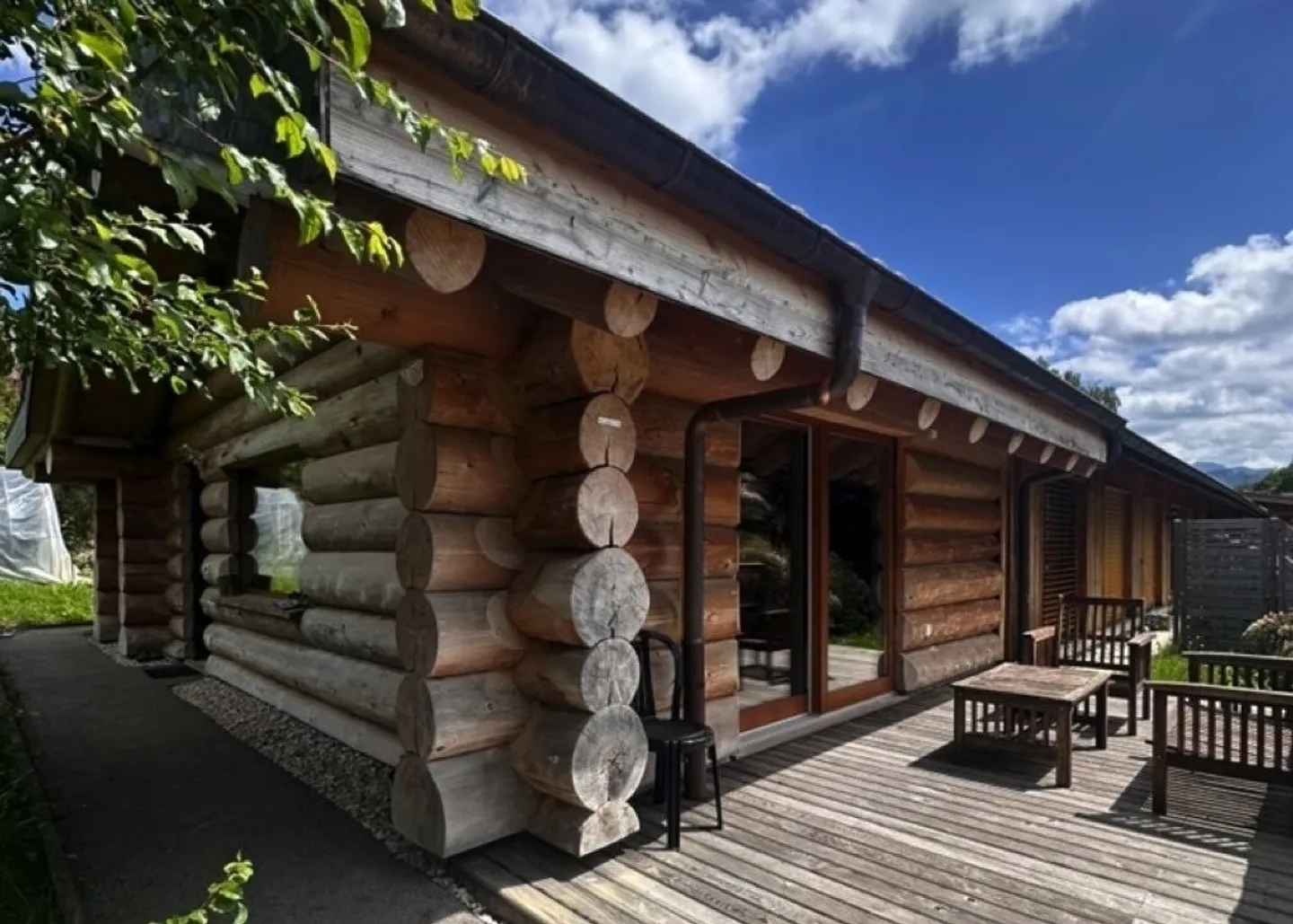 DUPLEX APARTMENT 2½ ROOMS IN GRANGES (VEVEYSE), FURNISHED - Photo 1 of 9