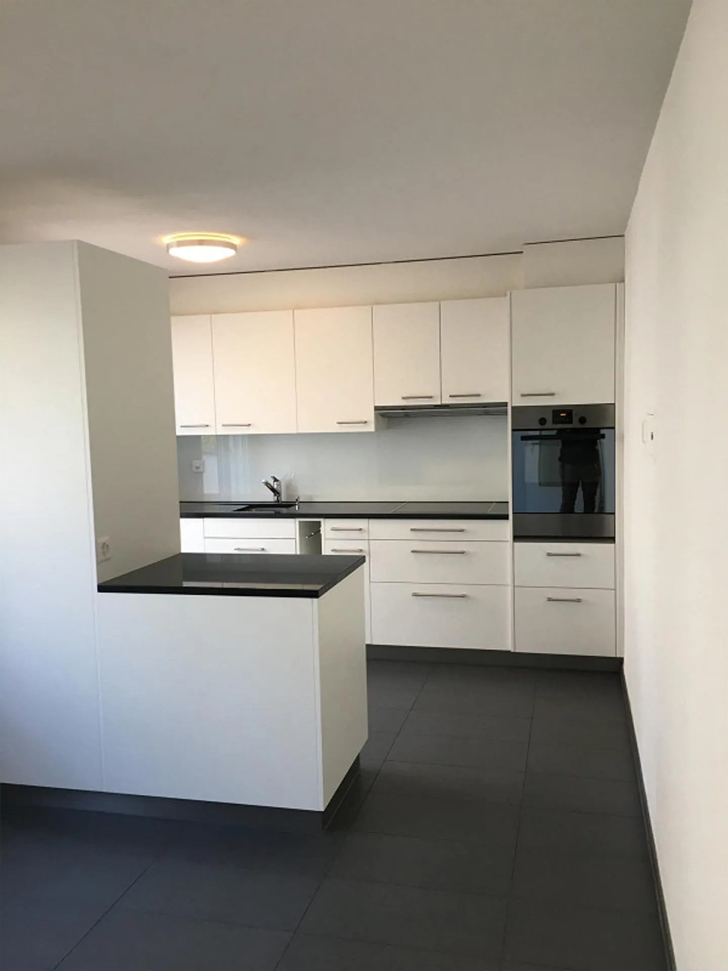 4.5 Room Apartment 2nd Floor - Photo 2 of 12