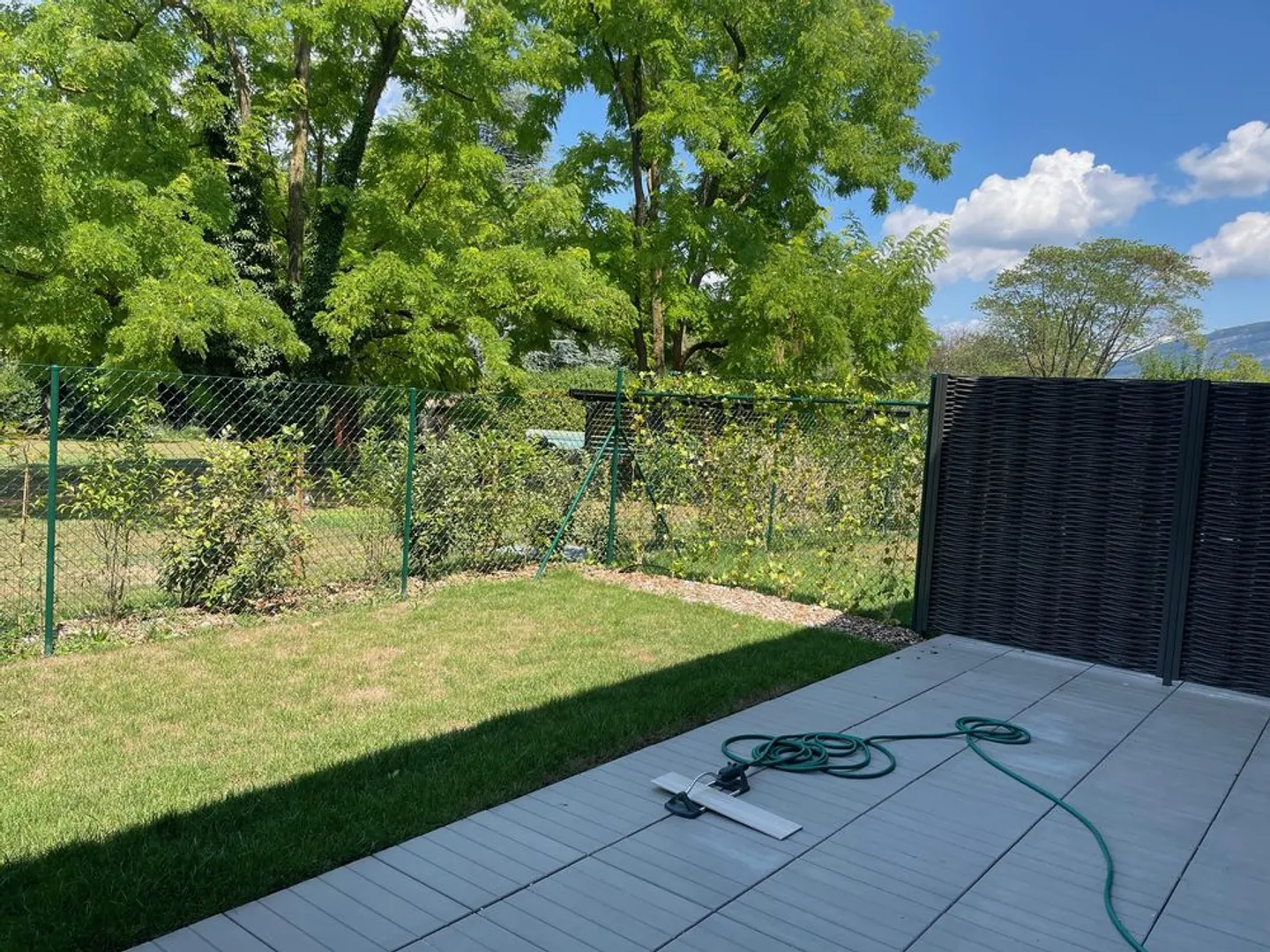 Magnifique villa mitoyenne de 5.5 pièces triplex avec terrasse et jardin privati - Photo 5 sur 11