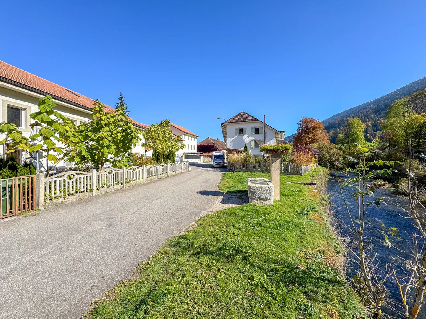 Schönes Reihenhaus mit Garage, Garten und Terrasse renoviert - Foto 22 von 27