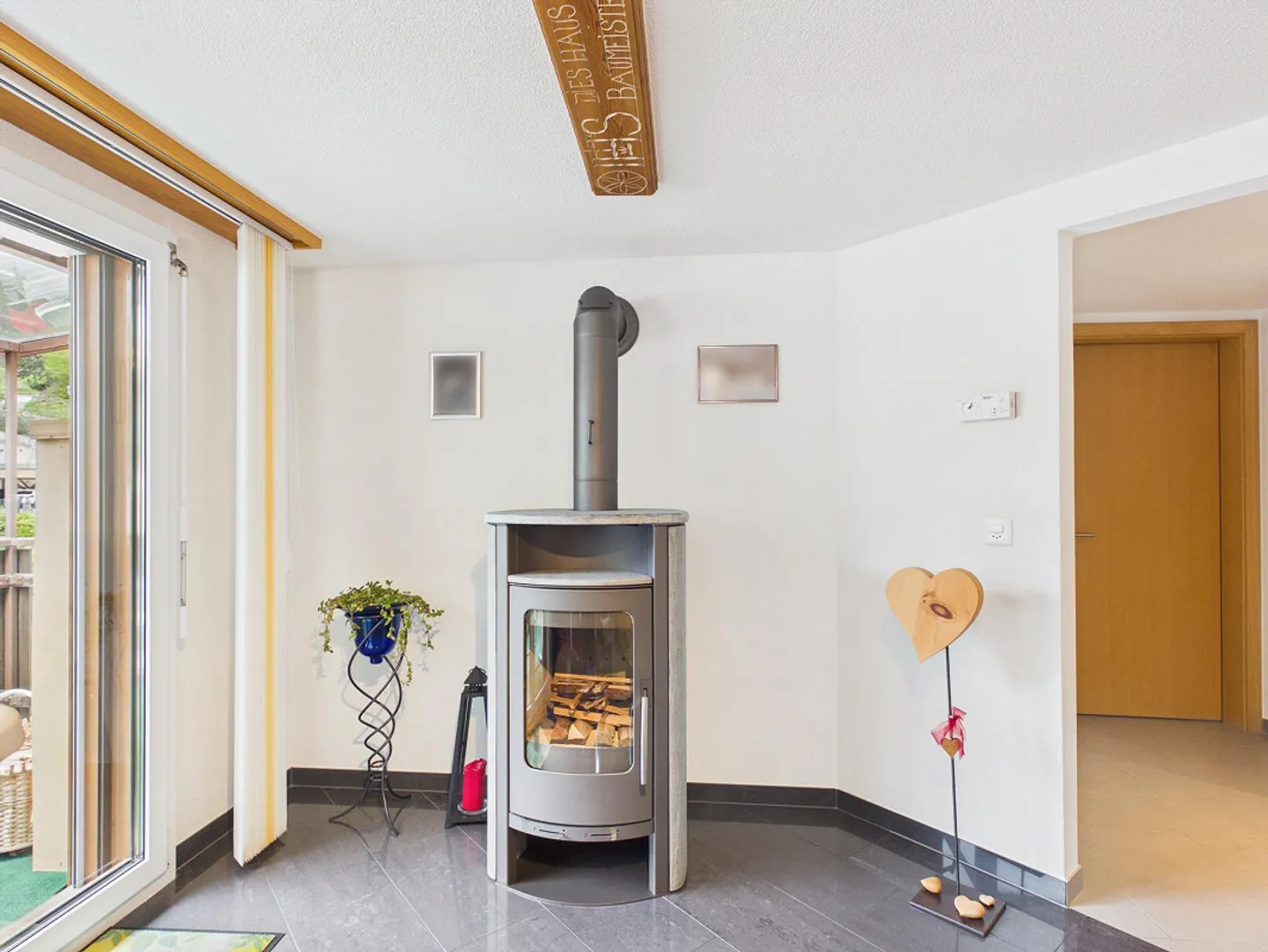 Unique penthouse apartment with Alpine panorama near Zermatt - Photo 9 of 16