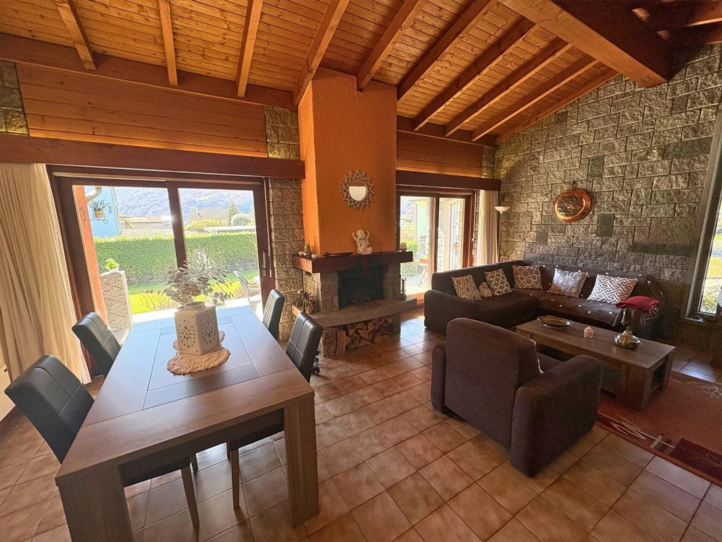 NEUER PREIS !!! SONNE UND PRIVATSPHÄRE, MIT EINEM WUNDERSCHÖNEN GARTEN - Foto 4 von 10