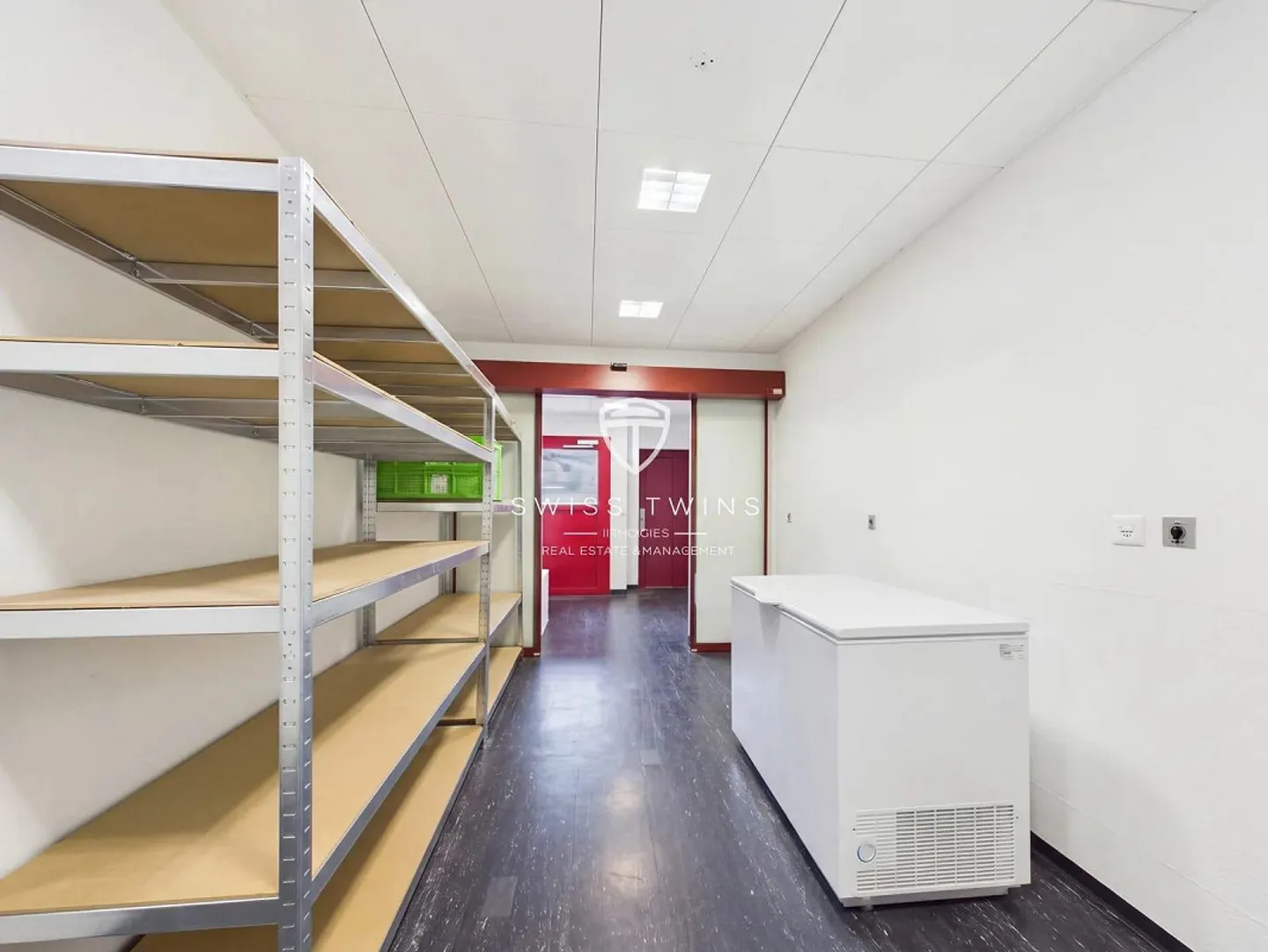 Your new company location - 240 m² commercial space in Oberweningen - Photo 4 of 9