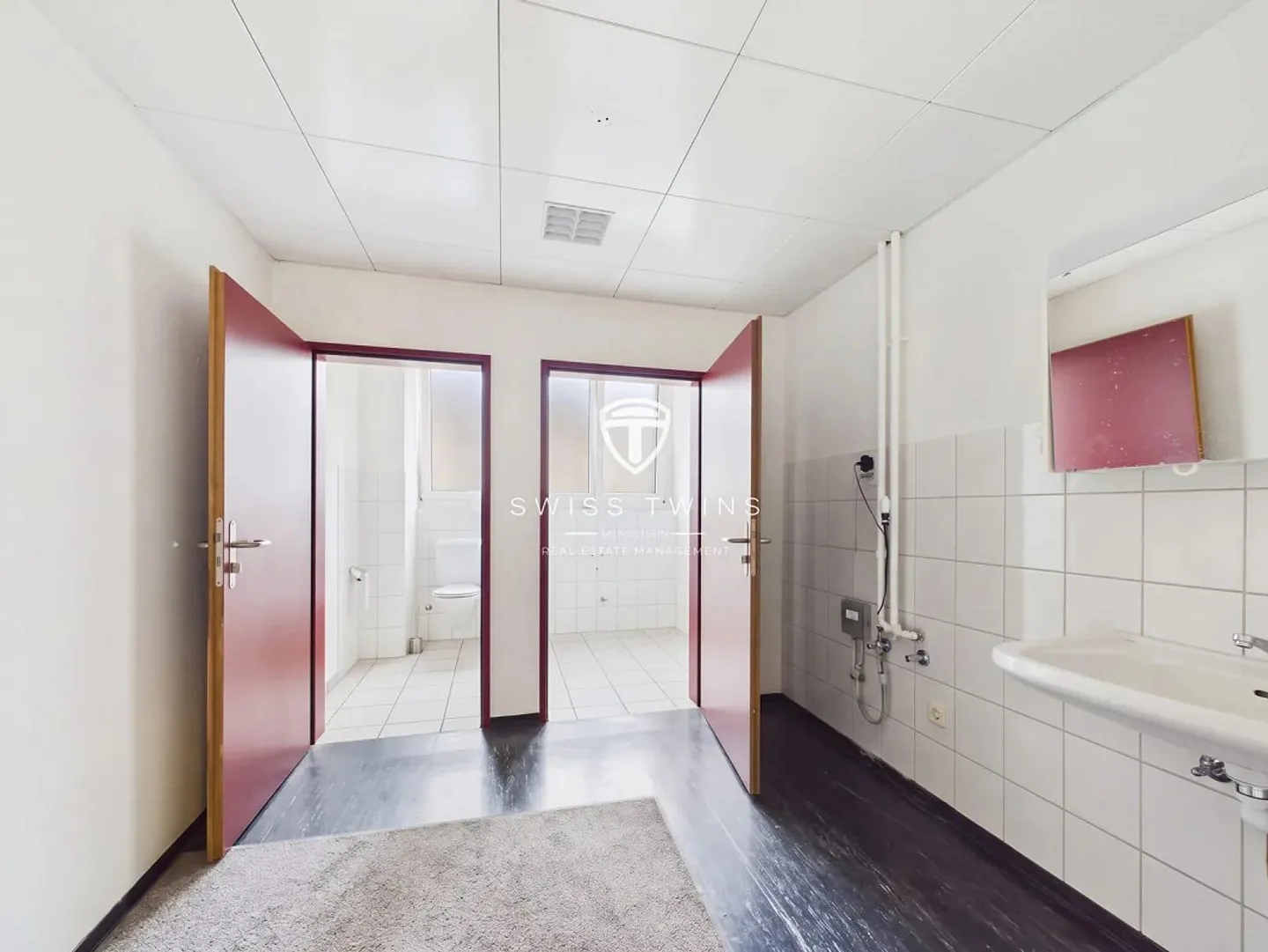 Your new company location - 240 m² commercial space in Oberweningen - Photo 6 of 9
