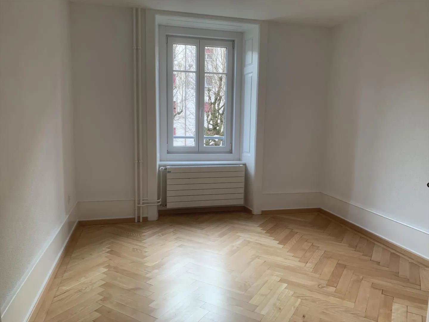 Charming 3-Room Apartment - Photo 2 of 7