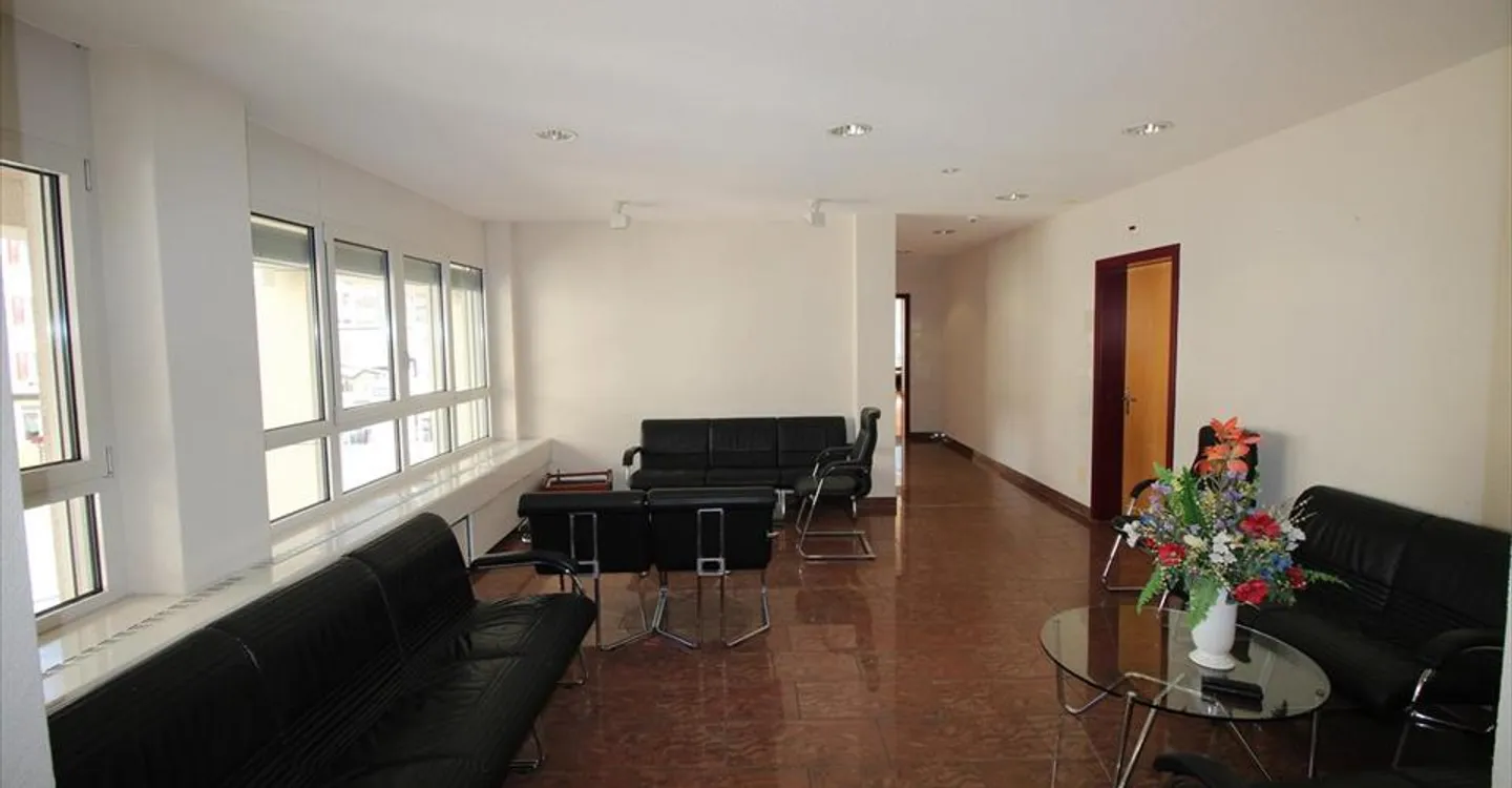 Espace Commercial à Leukerbad - Photo 1 sur 9