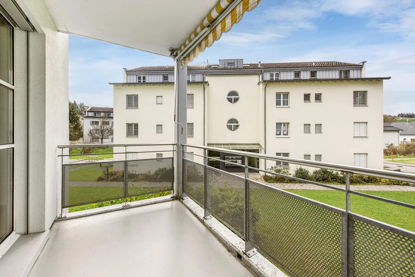 Appartement spacieux et lumineux - Photo 1 sur 8