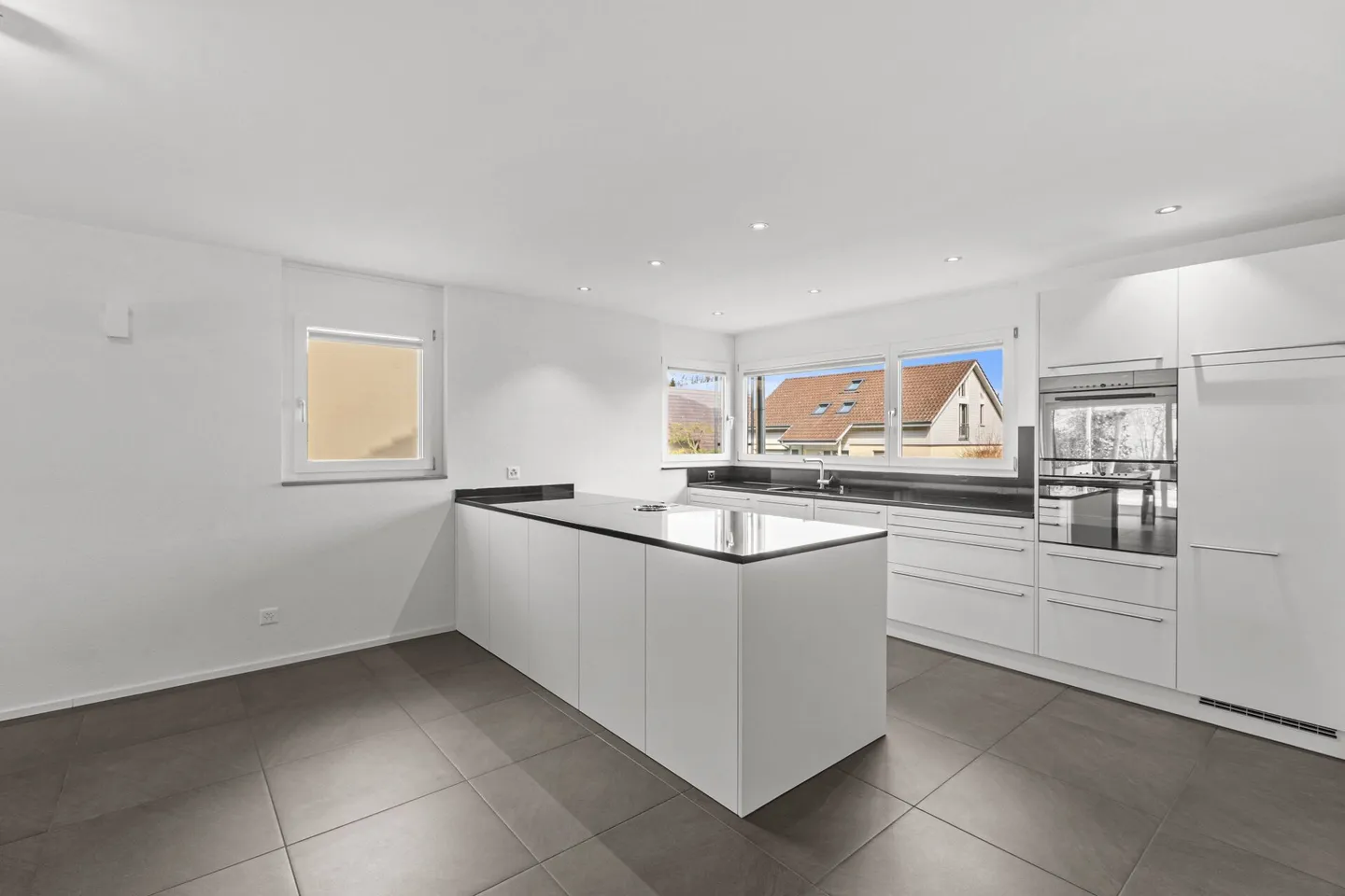 Semi-Detached Family House in a Family-Friendly & Quiet Location! - Photo 6 of 14