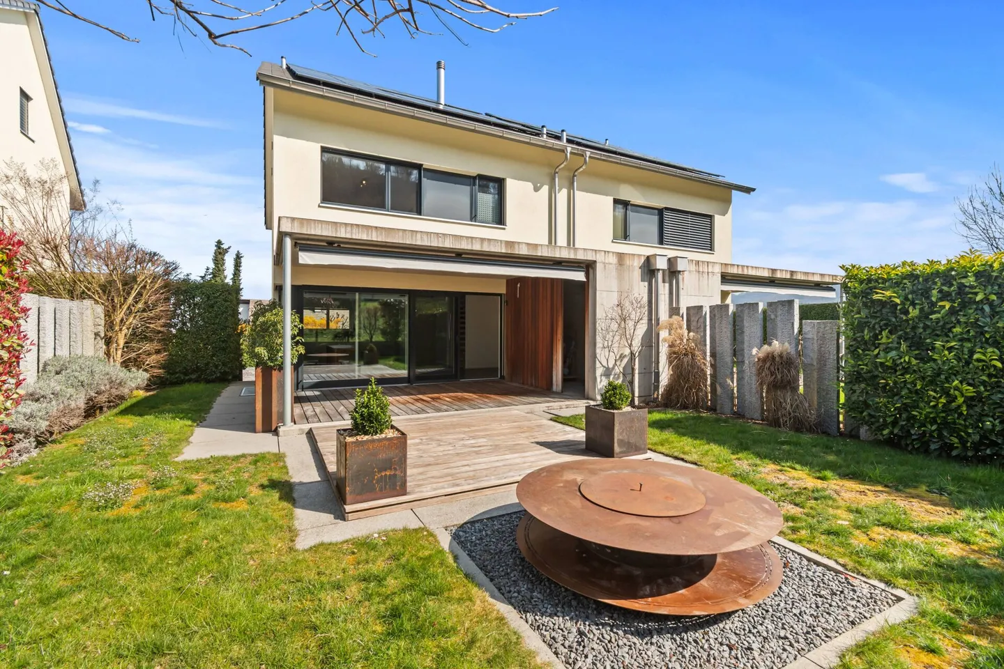 Semi-Detached Family House in a Family-Friendly & Quiet Location! - Photo 14 of 14