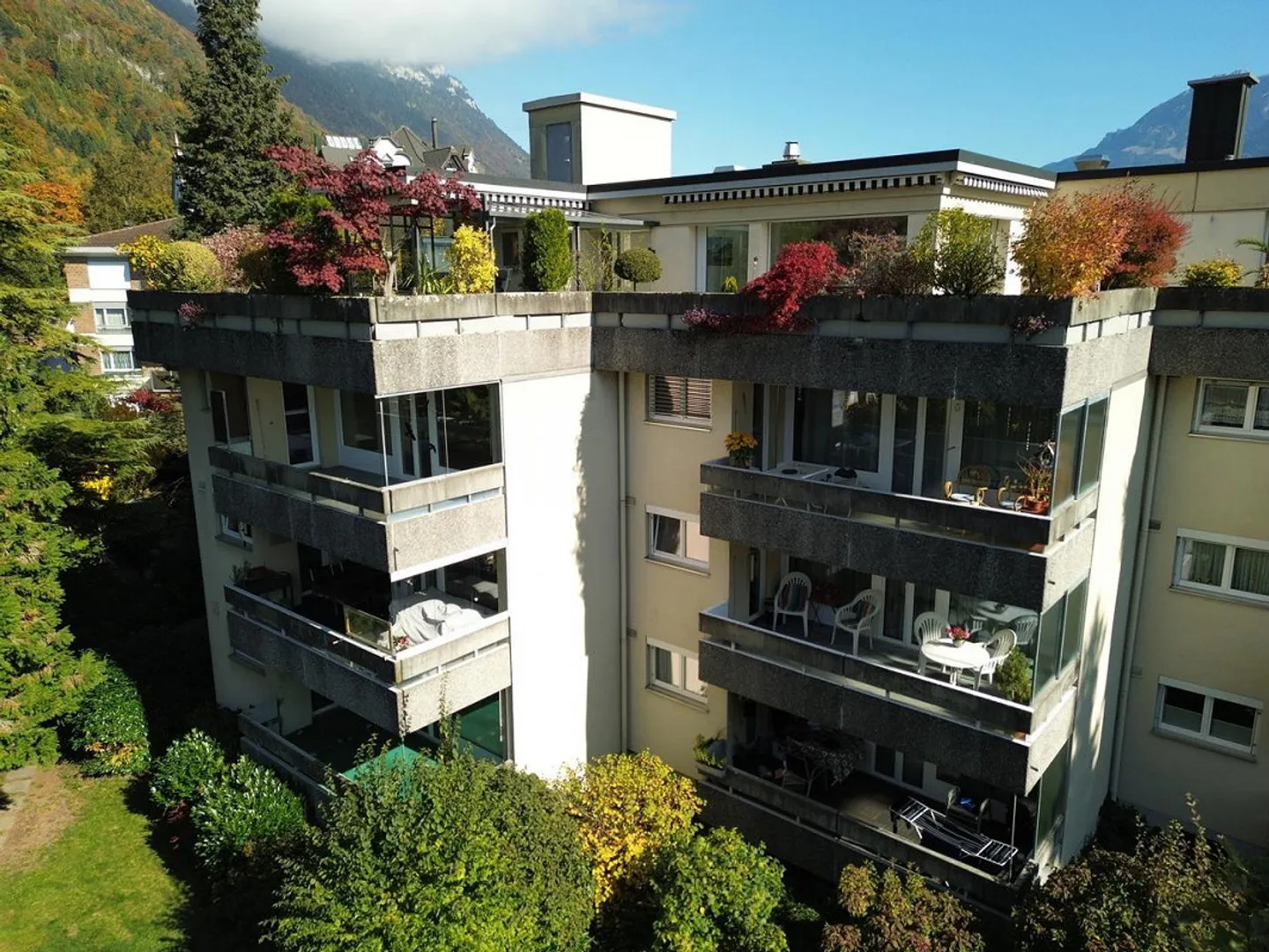 Grande appartement de 5.5 pièces au cœur de la nature - Photo 3 sur 23