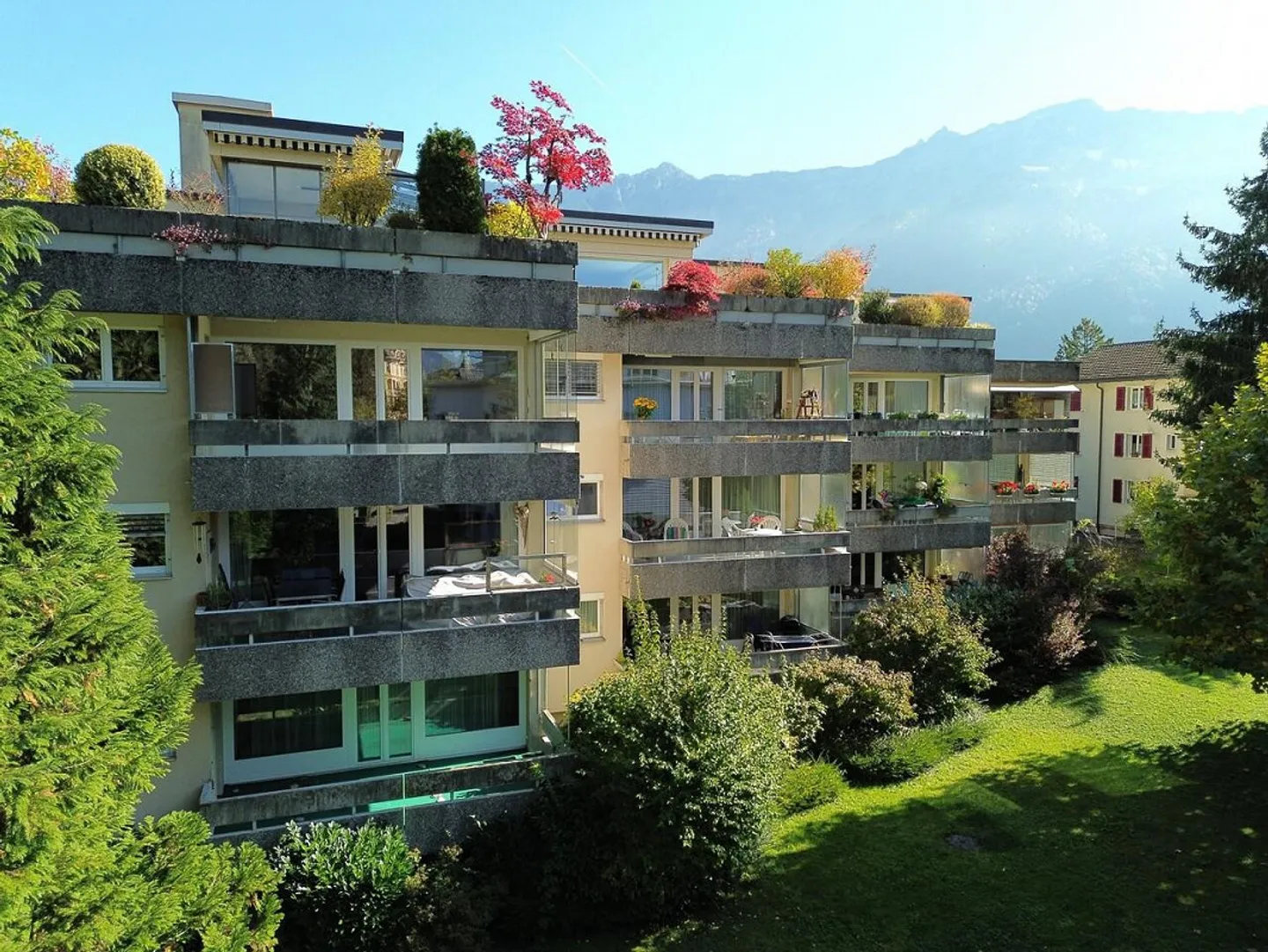 Grande appartement de 5.5 pièces au cœur de la nature - Photo 4 sur 23
