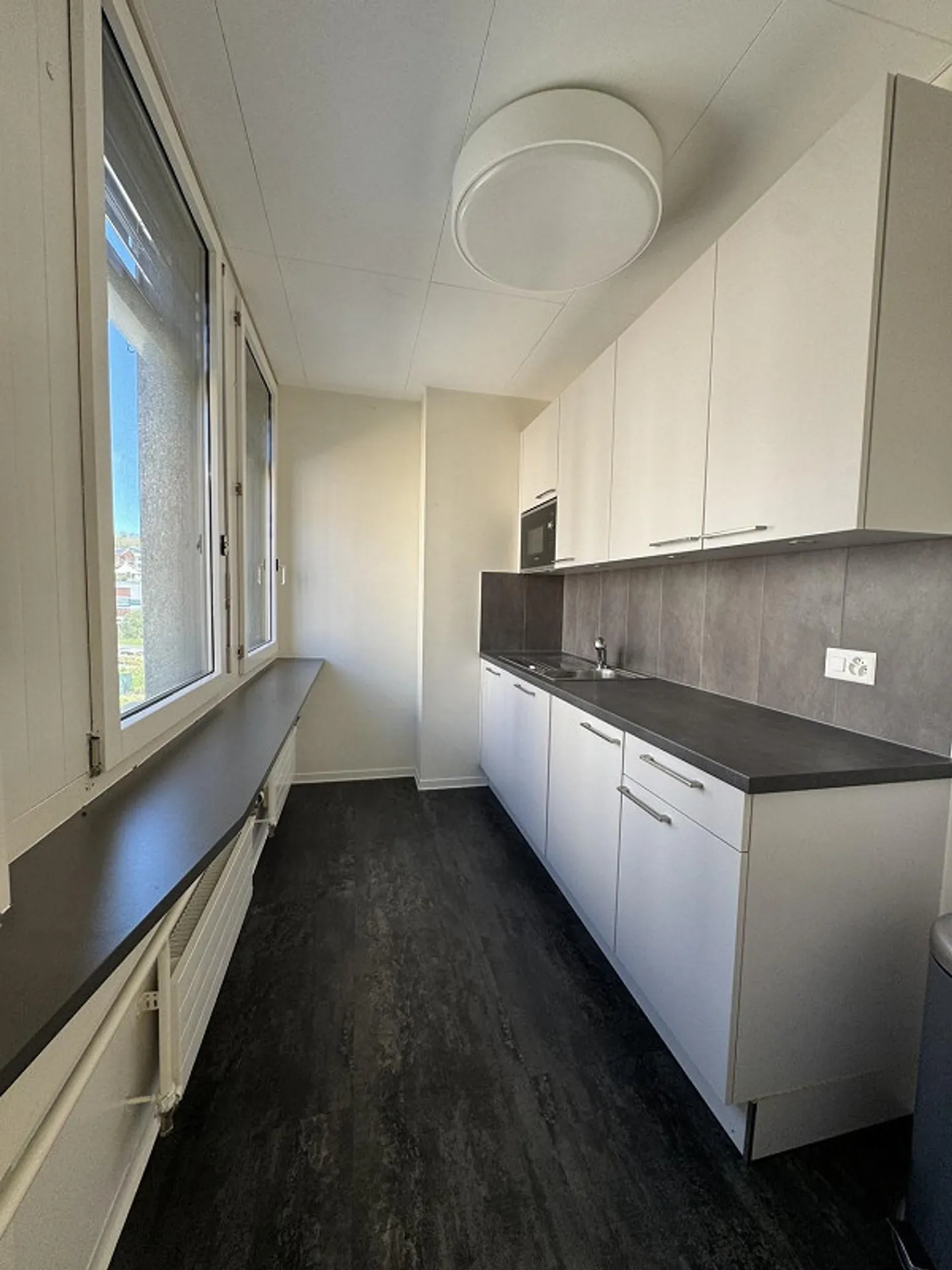 Renovierte schlüsselfertige Büros Sofort verfügbar - Foto 6 von 7