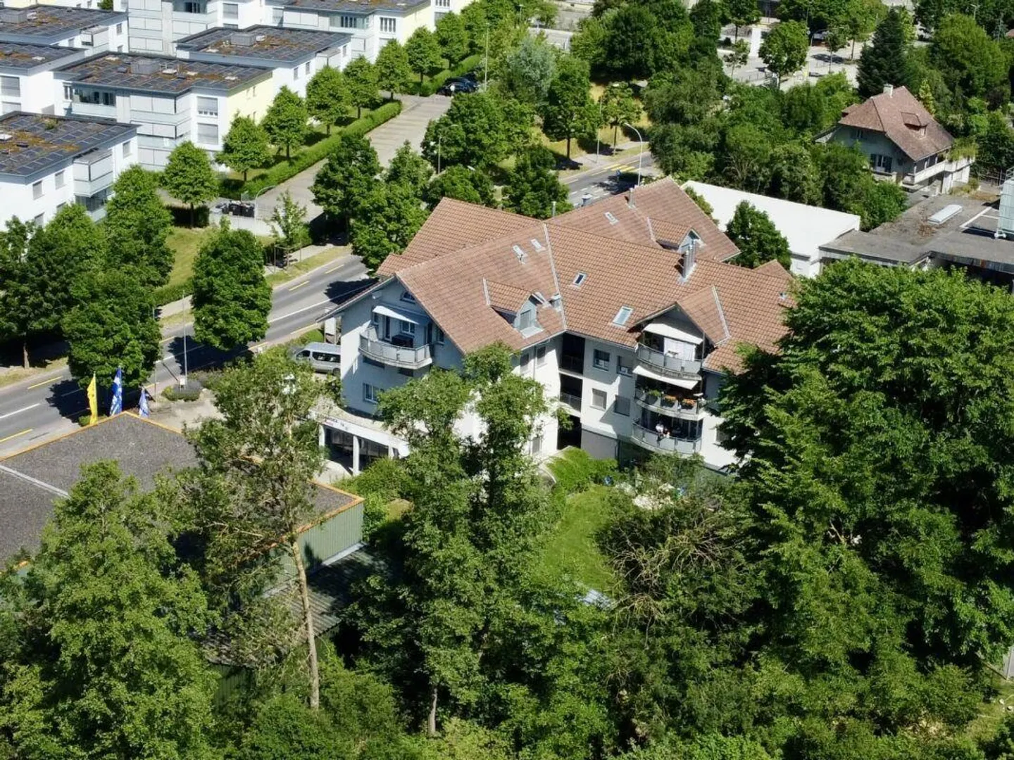 Condominio ottimale di 4,5 stanze per pendolari e famiglie - Foto 2 di 11