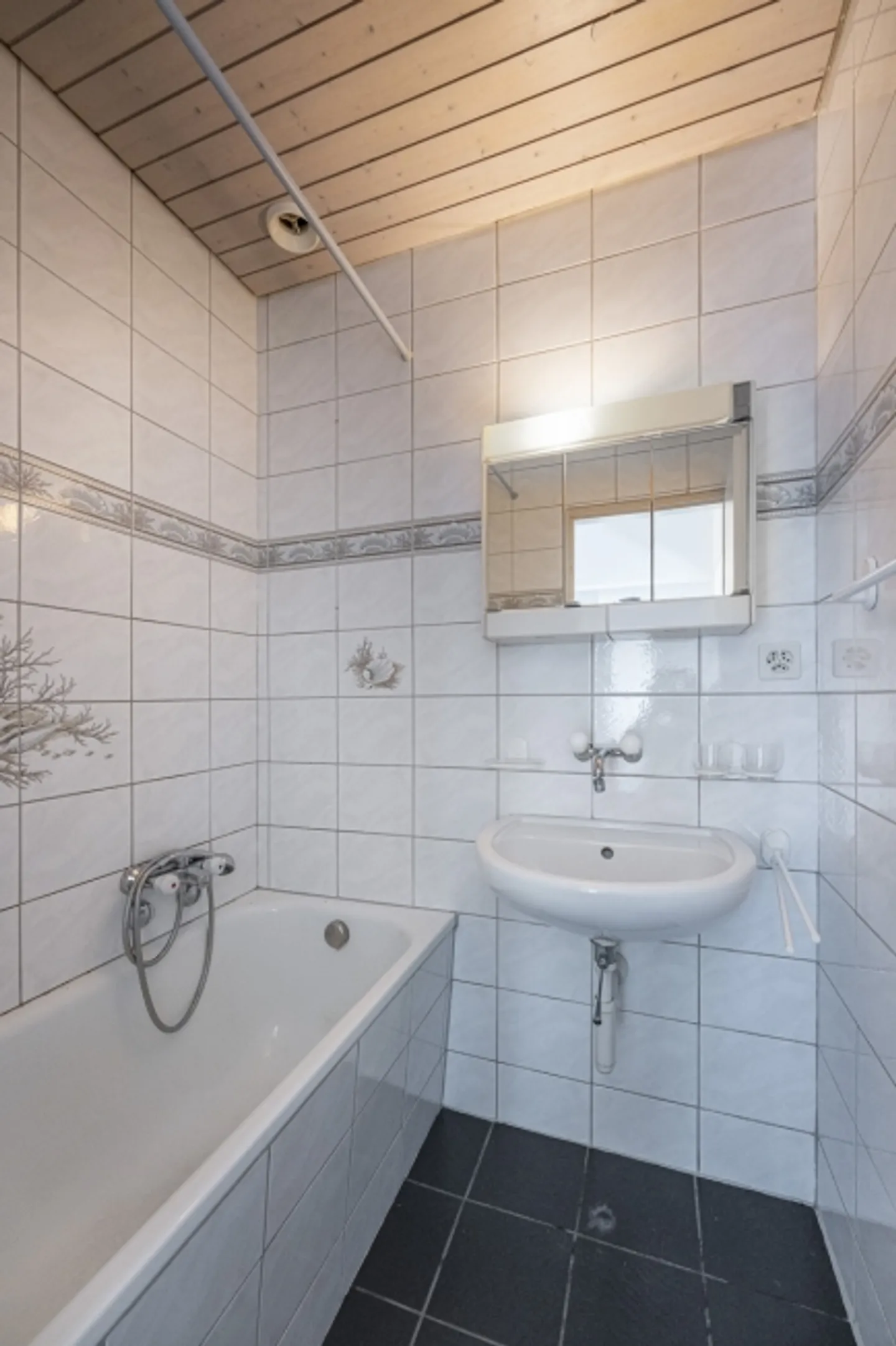 Appartamento in vendita - Foto 7 di 10